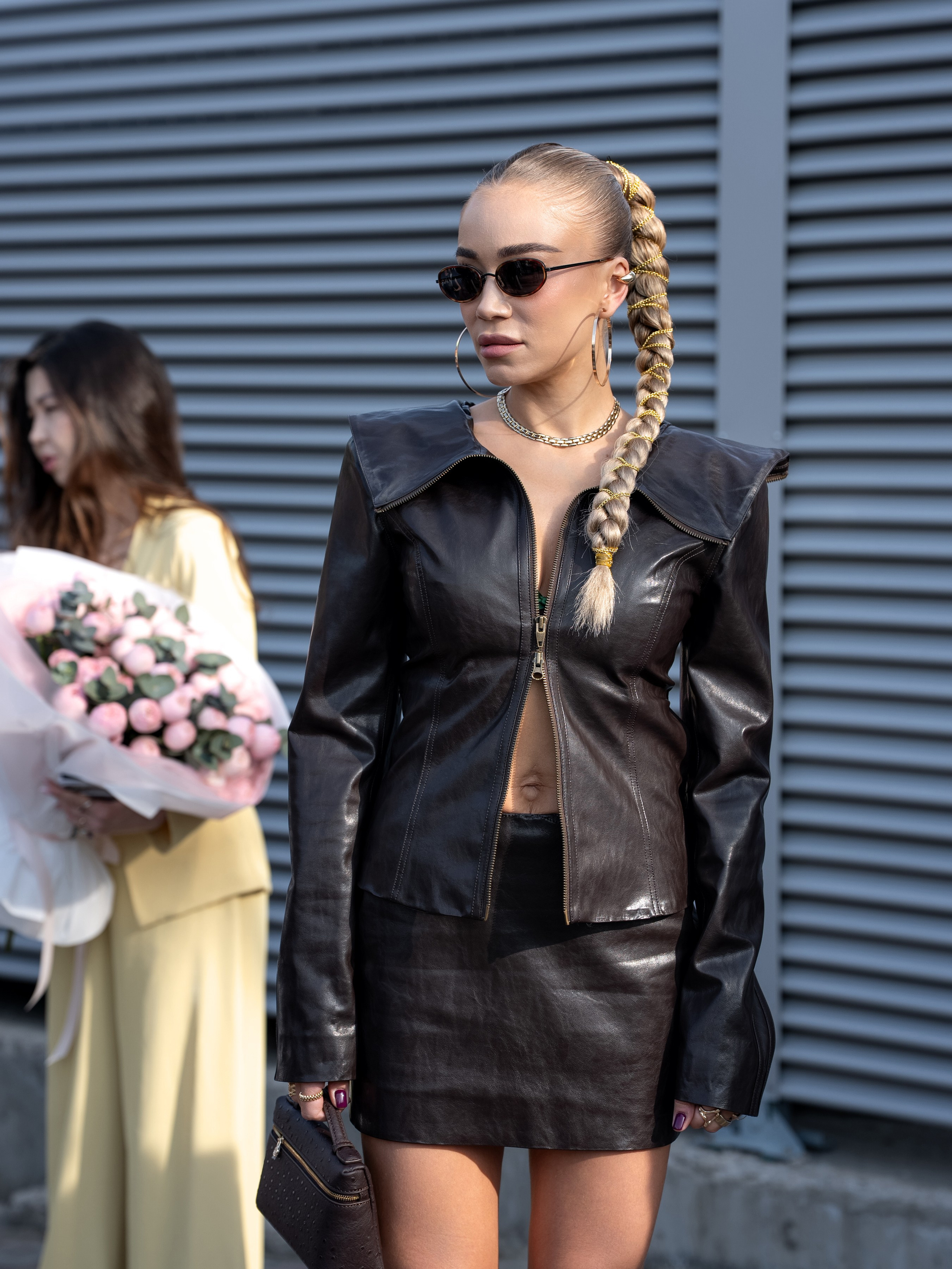 Visa Fashion Week Almaty Pre-Fall 2026 April StreetStyle Day 1. Сайт Алматинского НЮ АРТ, будуар и фэшн фотографа Дениса Карпенко