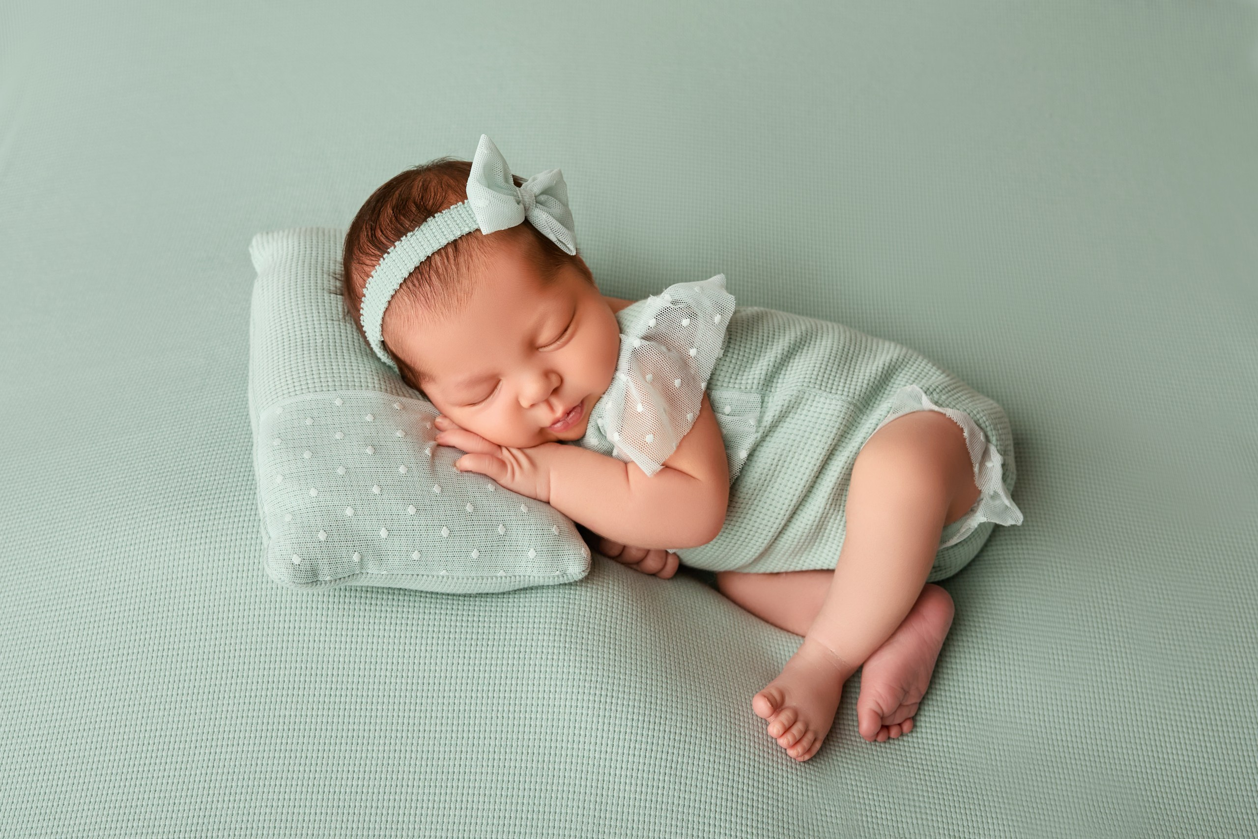 Фотосессия newborn (малыши). Фотограф новорожденных Ростов-на-Дону