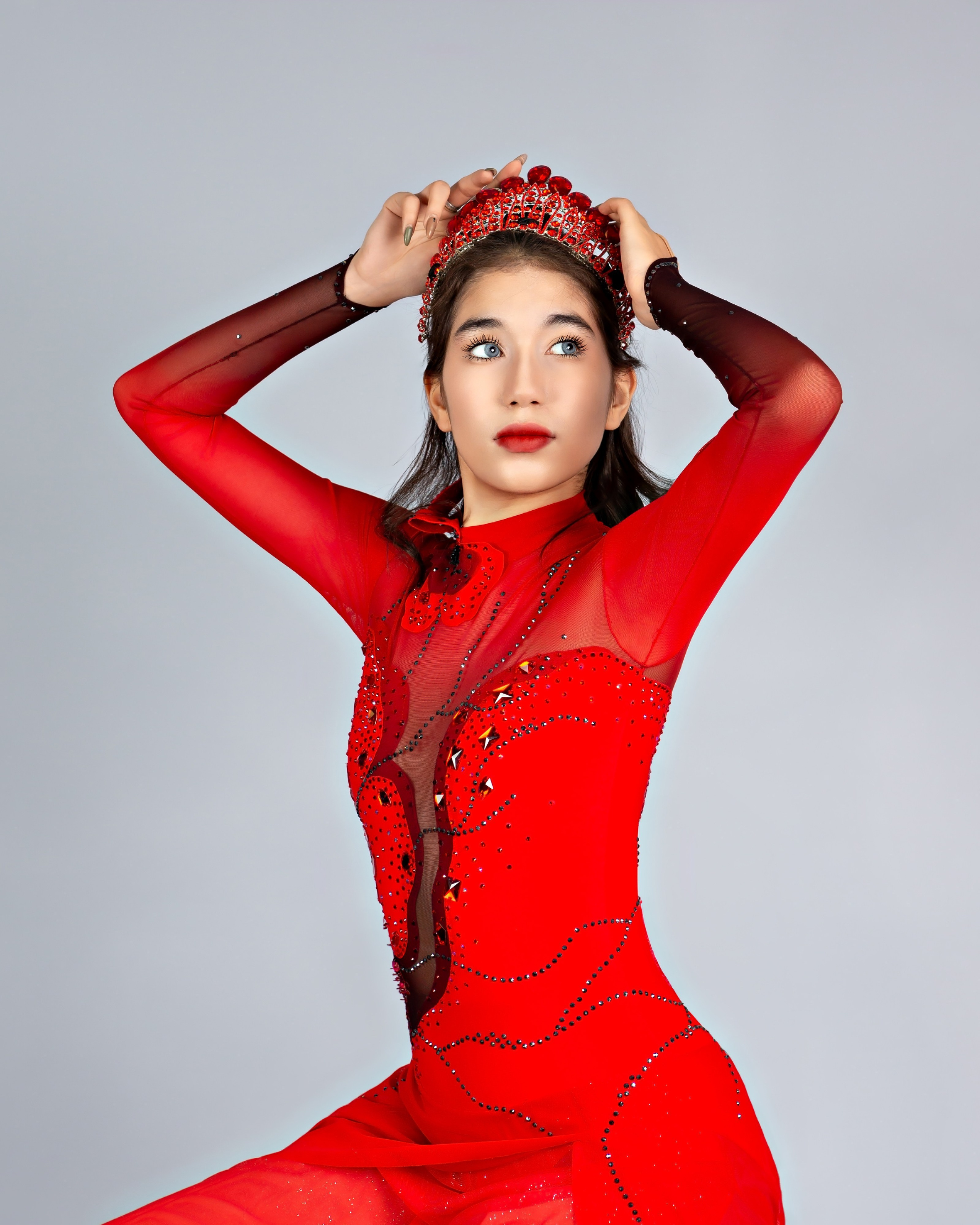 Съемка в костюмах. Выпускные альбомы и школьный фотограф в Подольске, Троицке, Щербинке, Москве и Московской области