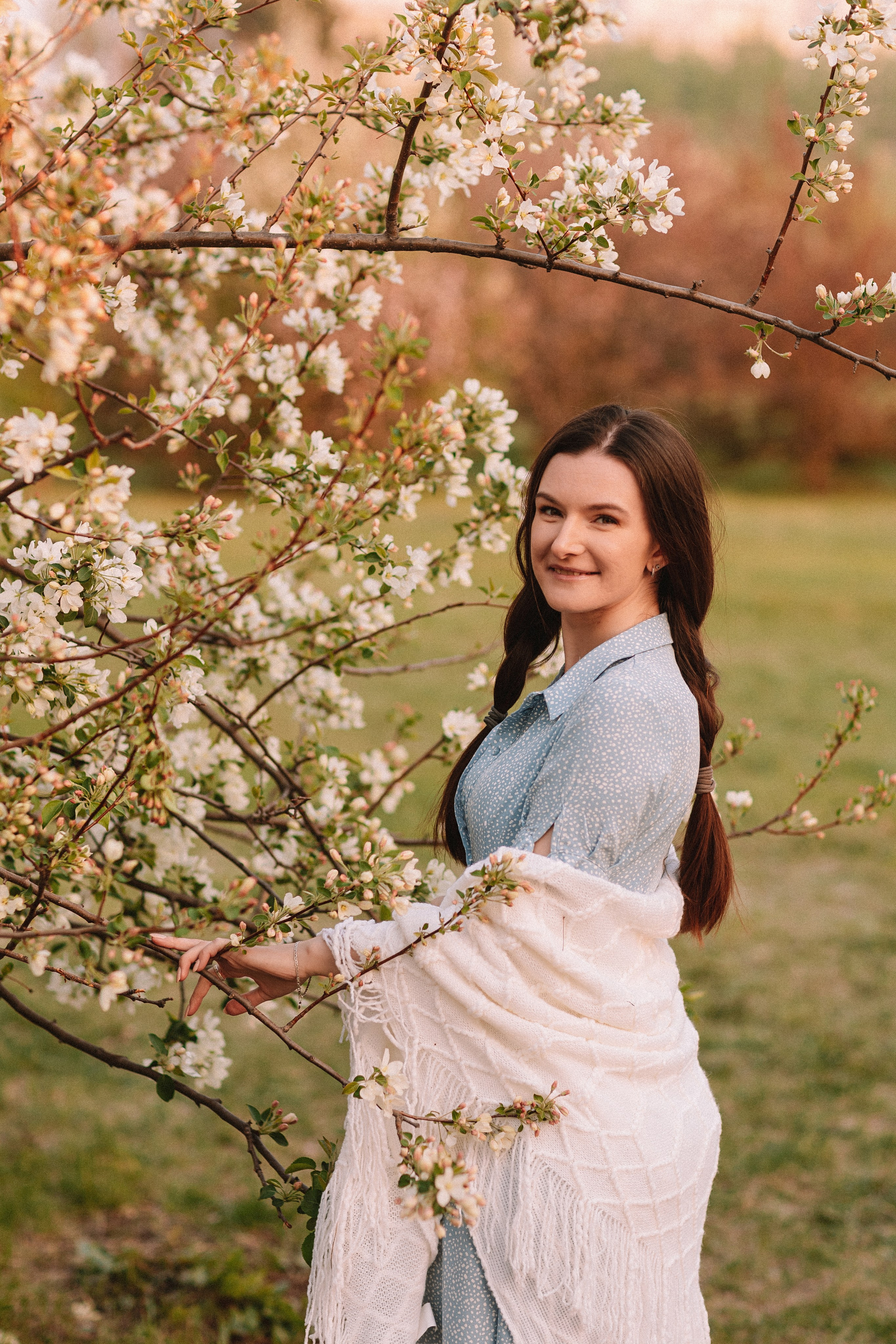 Яблони. Семейный фотограф Тюмень, фотограф на роды Салмина Мария