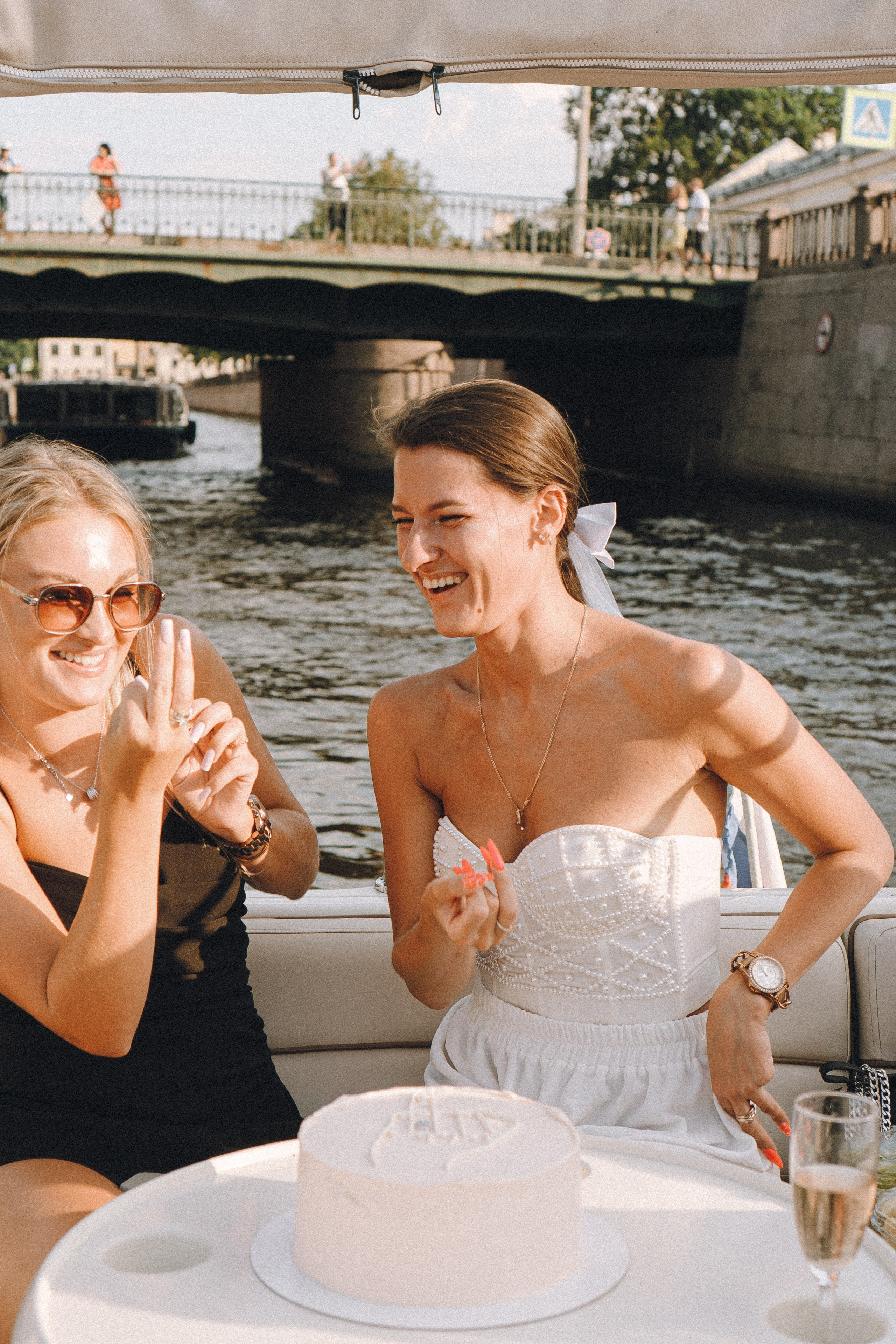 ДЕВИЧНИК НА КАТЕРЕ. Профессиональный фотограф, Санкт-Петербург — Виктория Богомолова