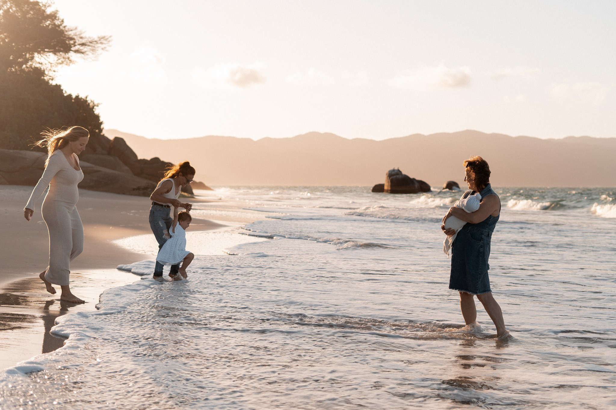 Морская прогулка на закате. Русский фотограф во Флорианополисе | Лена Муни | Беременность, новорожденные, семья