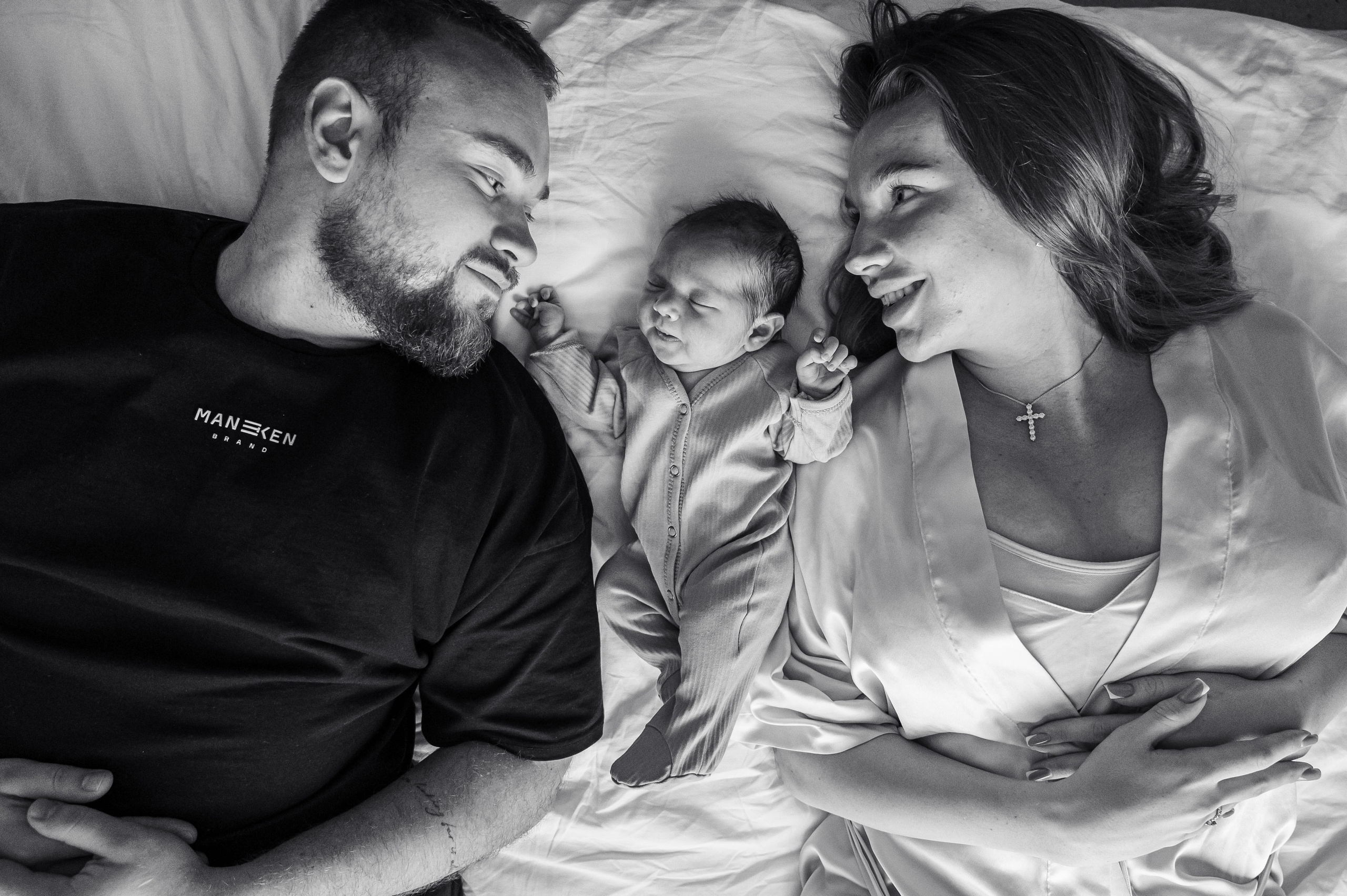 Ева родилась. Фотограф на роды СПБ Юлия Герасимова