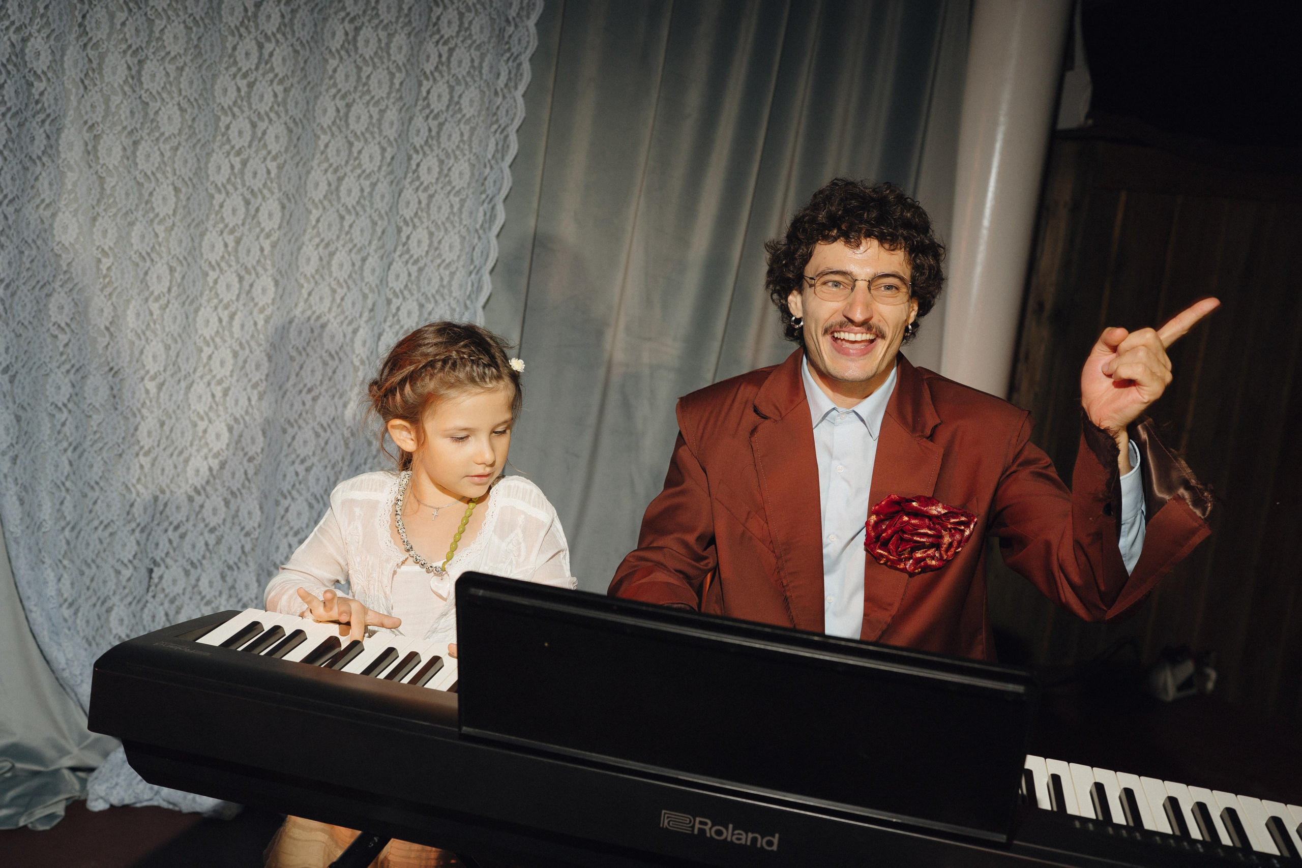 Куда иголочка — туда и ниточка. Свадебный фотограф Наташа Алешина