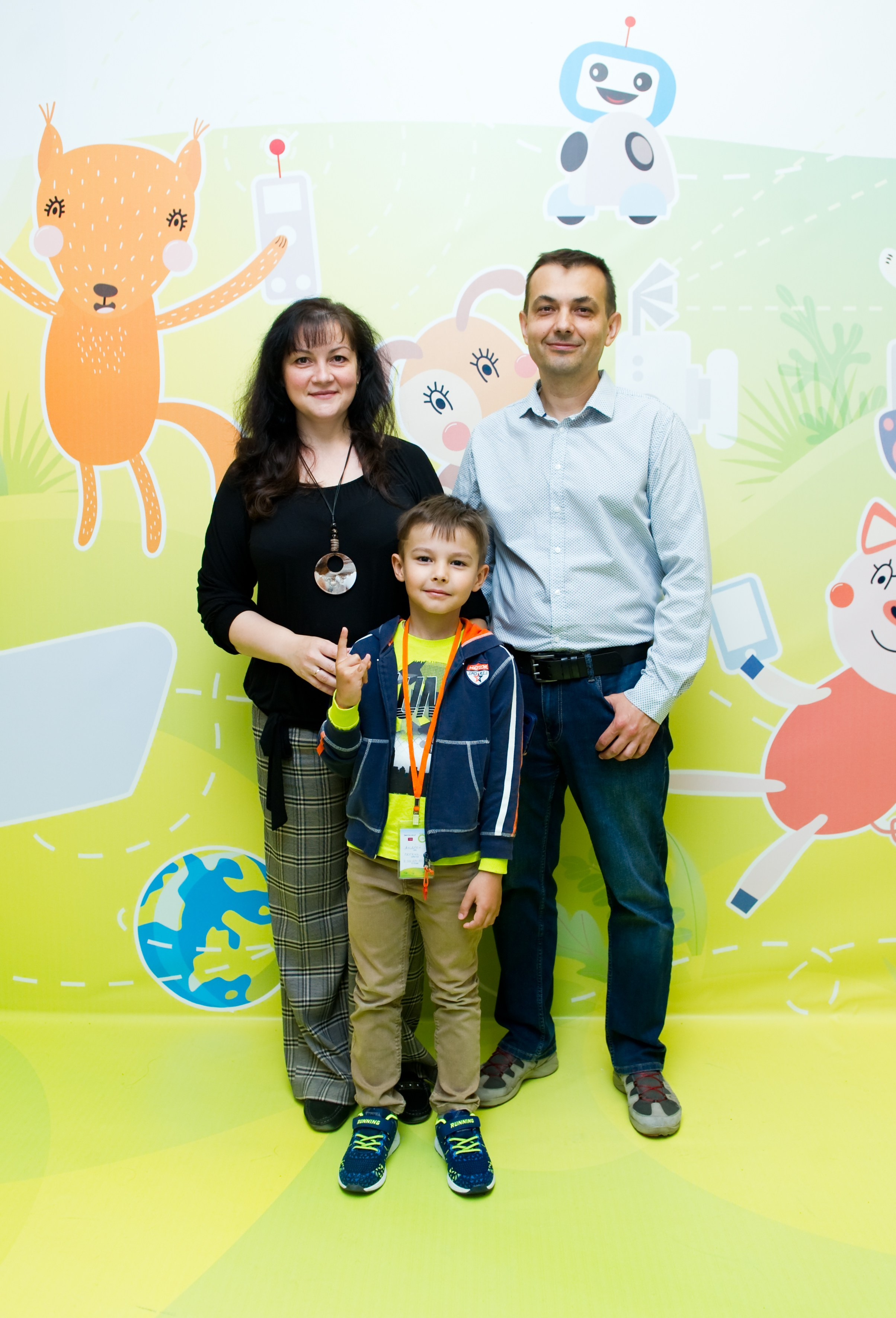 X5 Retail Group — «Особая среда» (семейный день в офисе компании). Репортажный фотограф и видеограф Слава Думчев. Тимбилдинги, отчетники, корпоративы