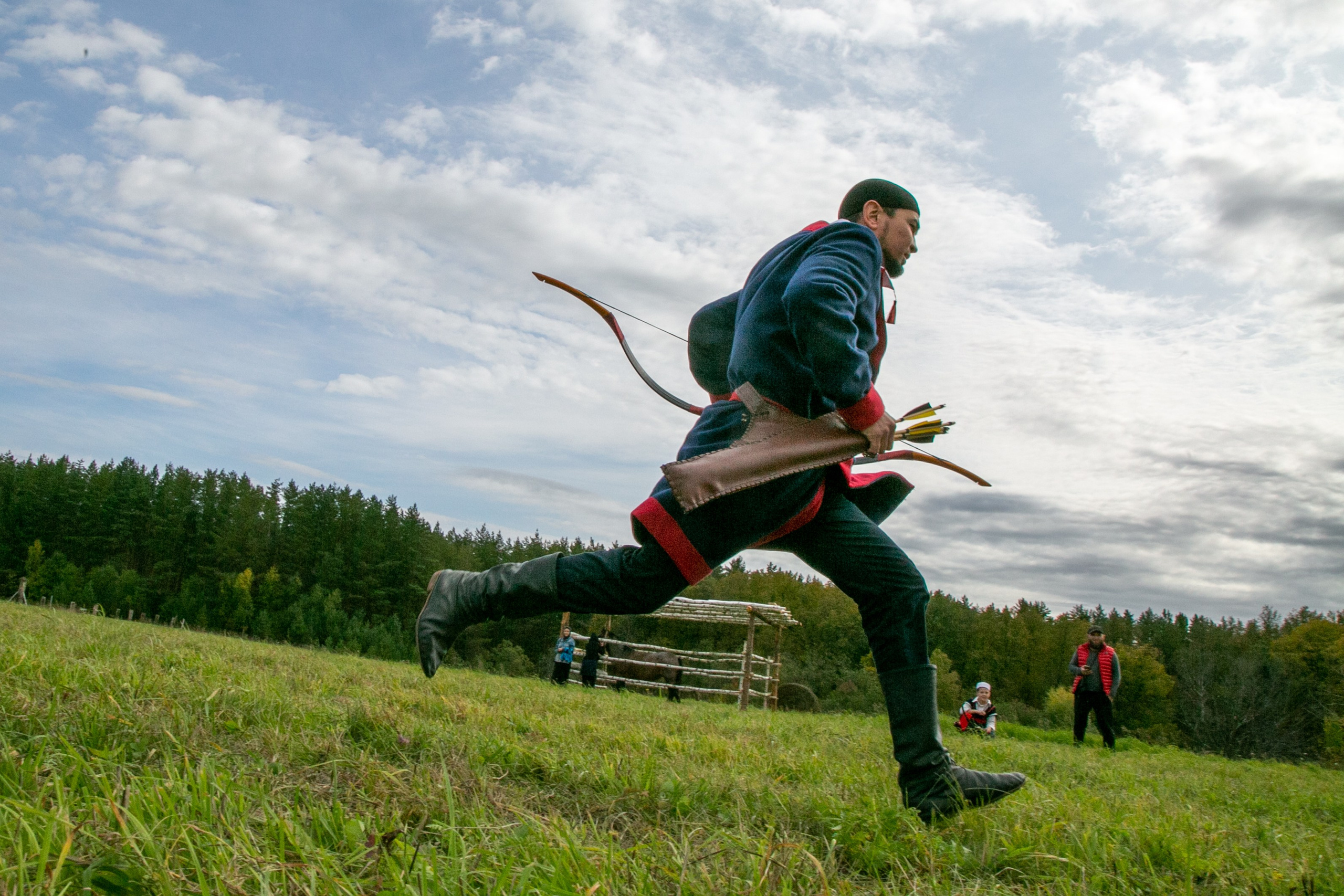 Фотосессия: Межрегиональный фестиваль стрельбы из лука