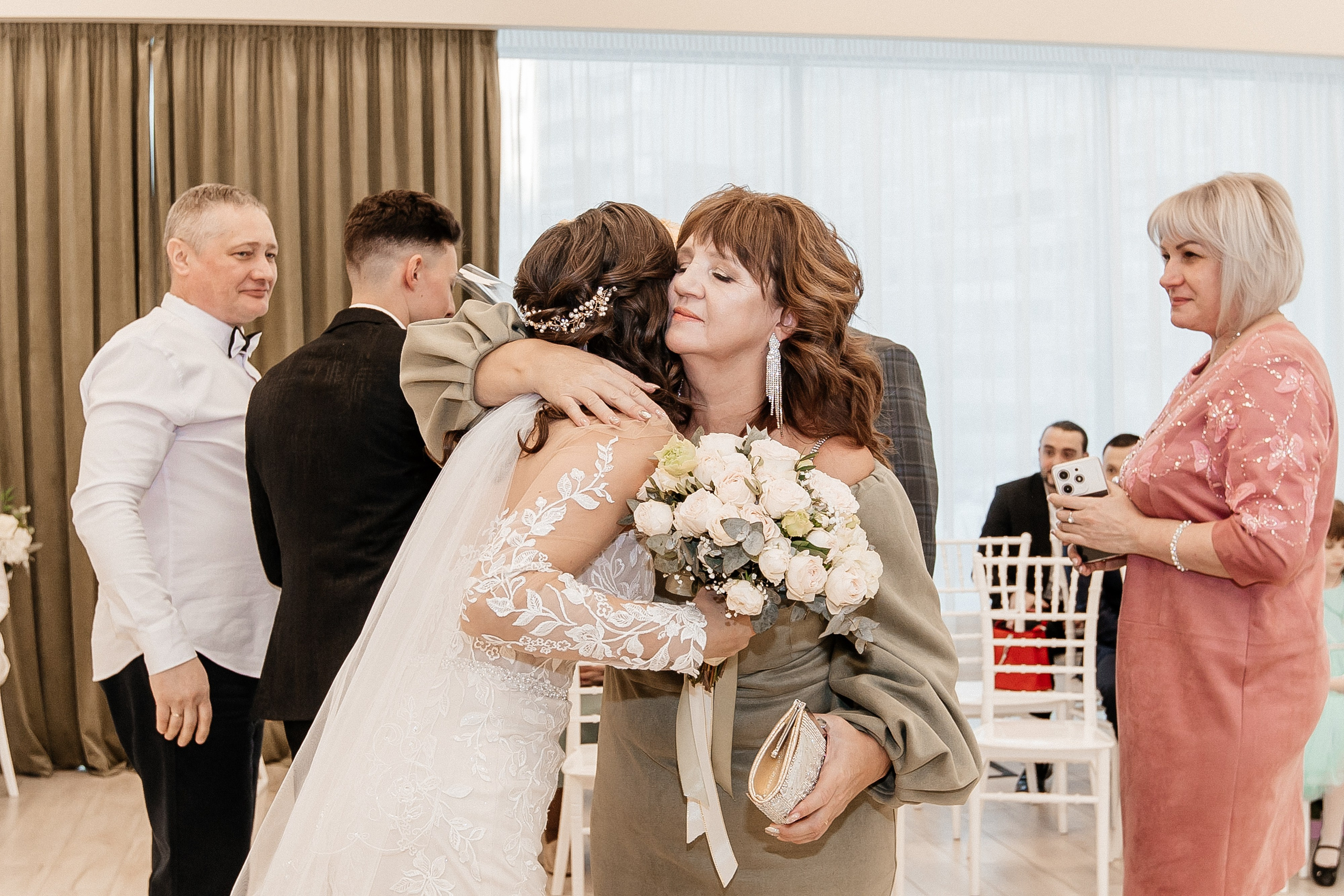 Алик и Ева 2024. Свадебный и портретный фотограф Алина Иванова. Екатеринбург-Москва