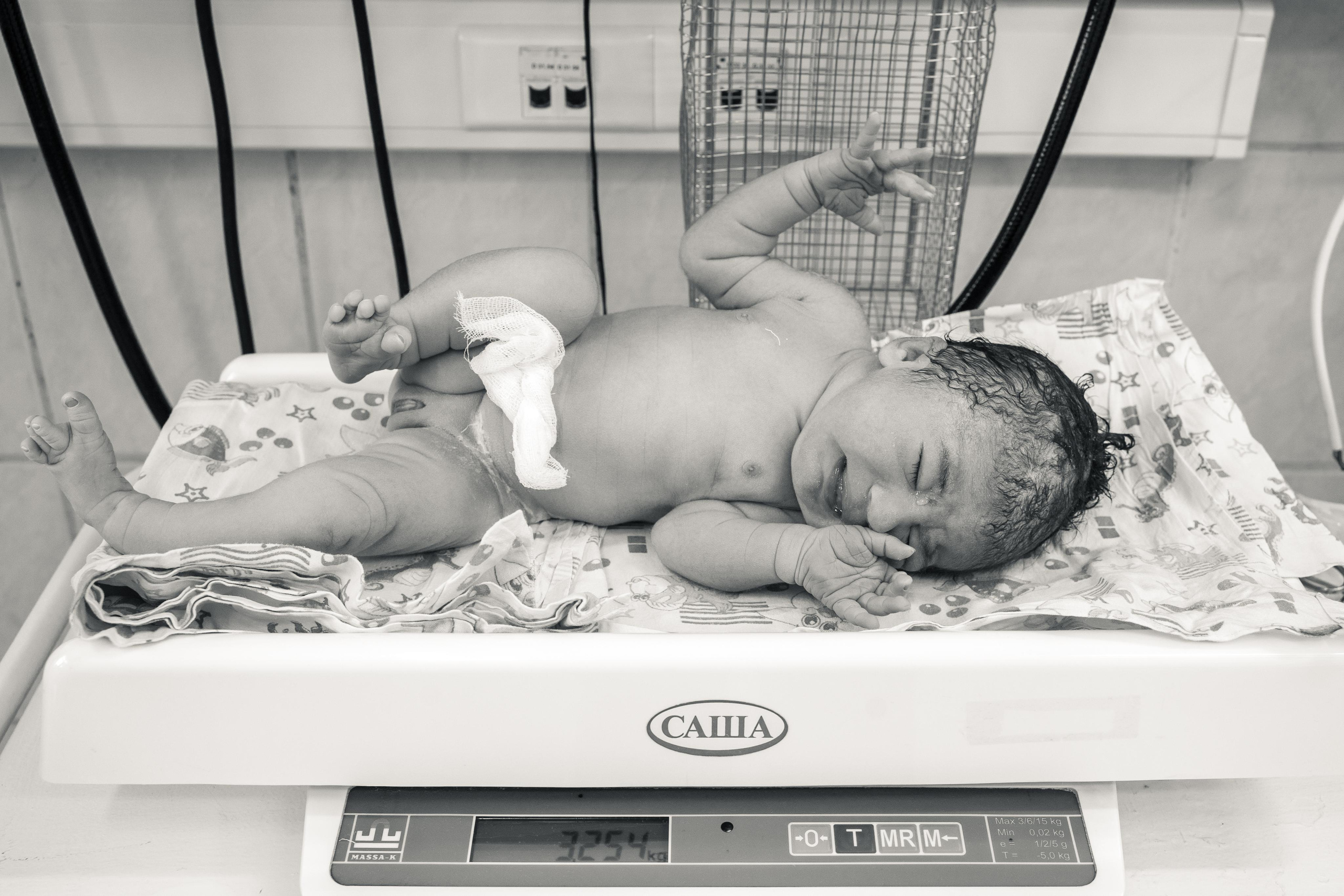 Рождение Звездочки. Фотографы на роды в Москве. Фото и видео родов. Фотопроект «Продолжение рода»