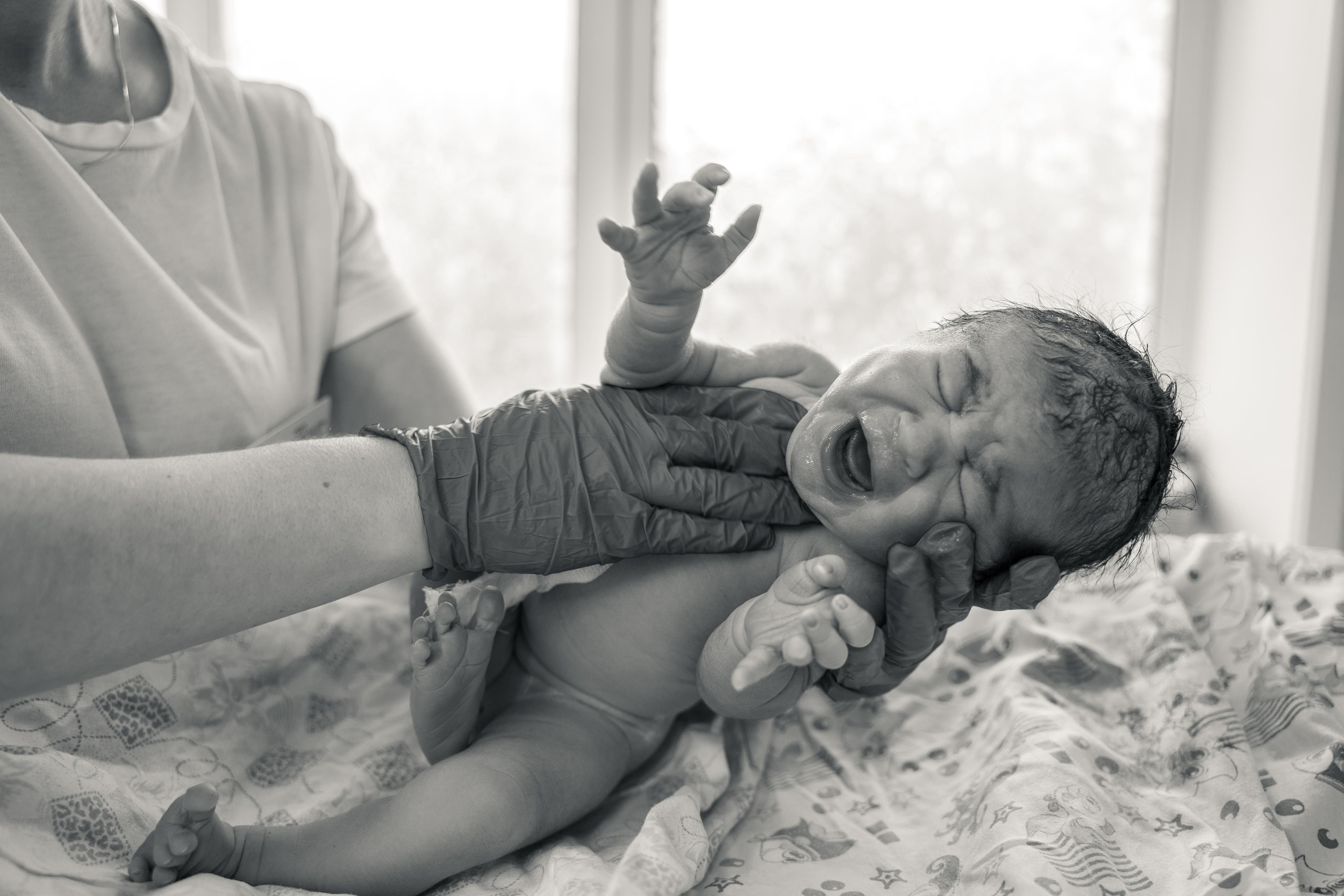 Рождение Звездочки. Фотографы на роды в Москве. Фото и видео родов. Фотопроект «Продолжение рода»