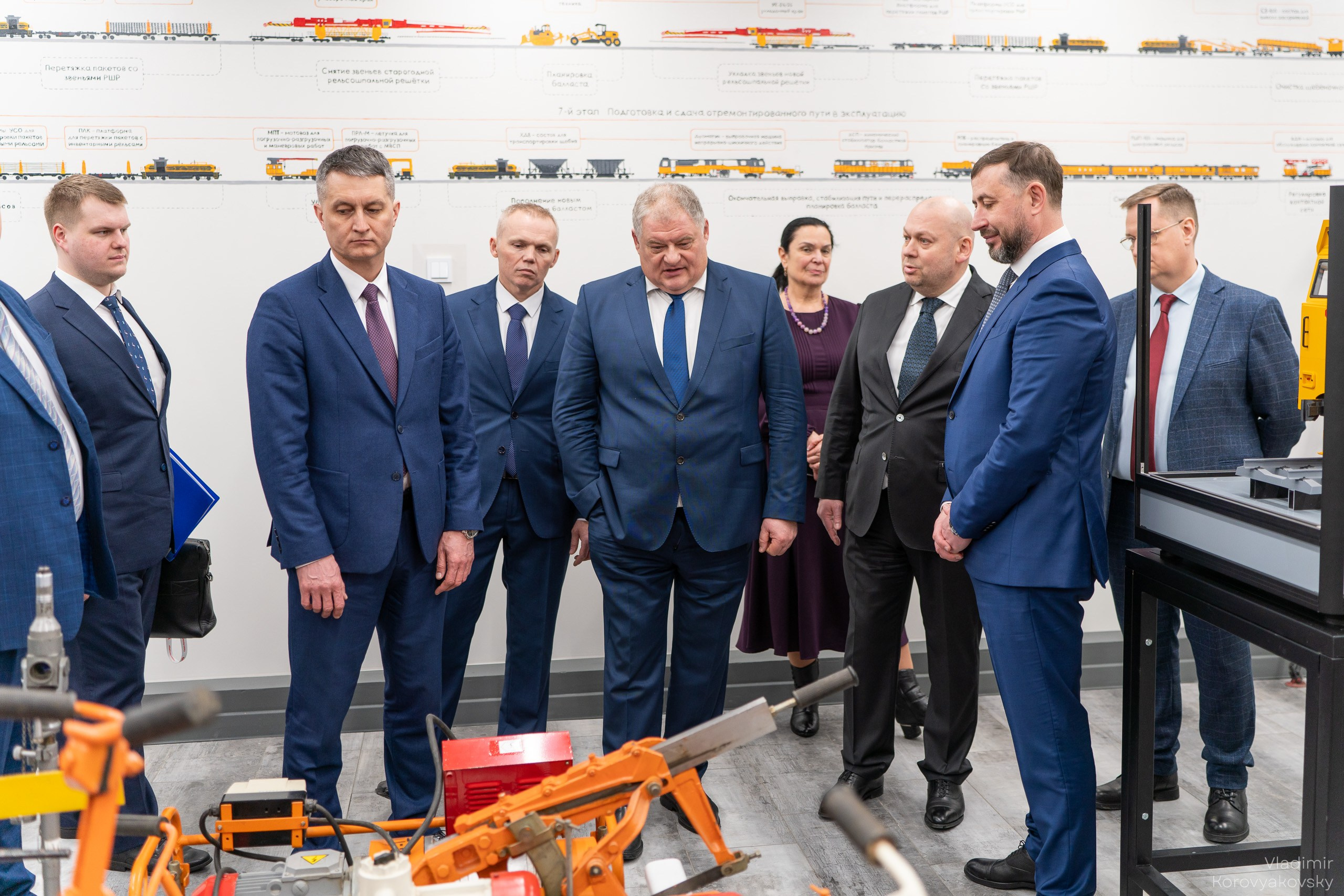 Открытие лабораторий. Фотограф Владимир Коровяковский