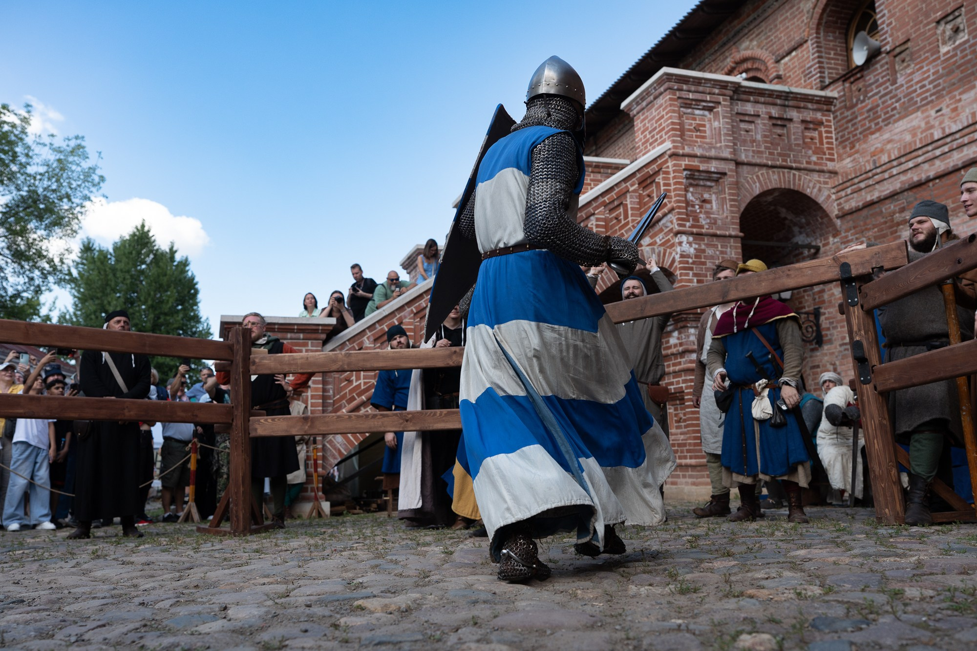 13-й город в Крутитском подворье 2025. Сайт Алматинского НЮ АРТ, будуар и фэшн фотографа Дениса Карпенко