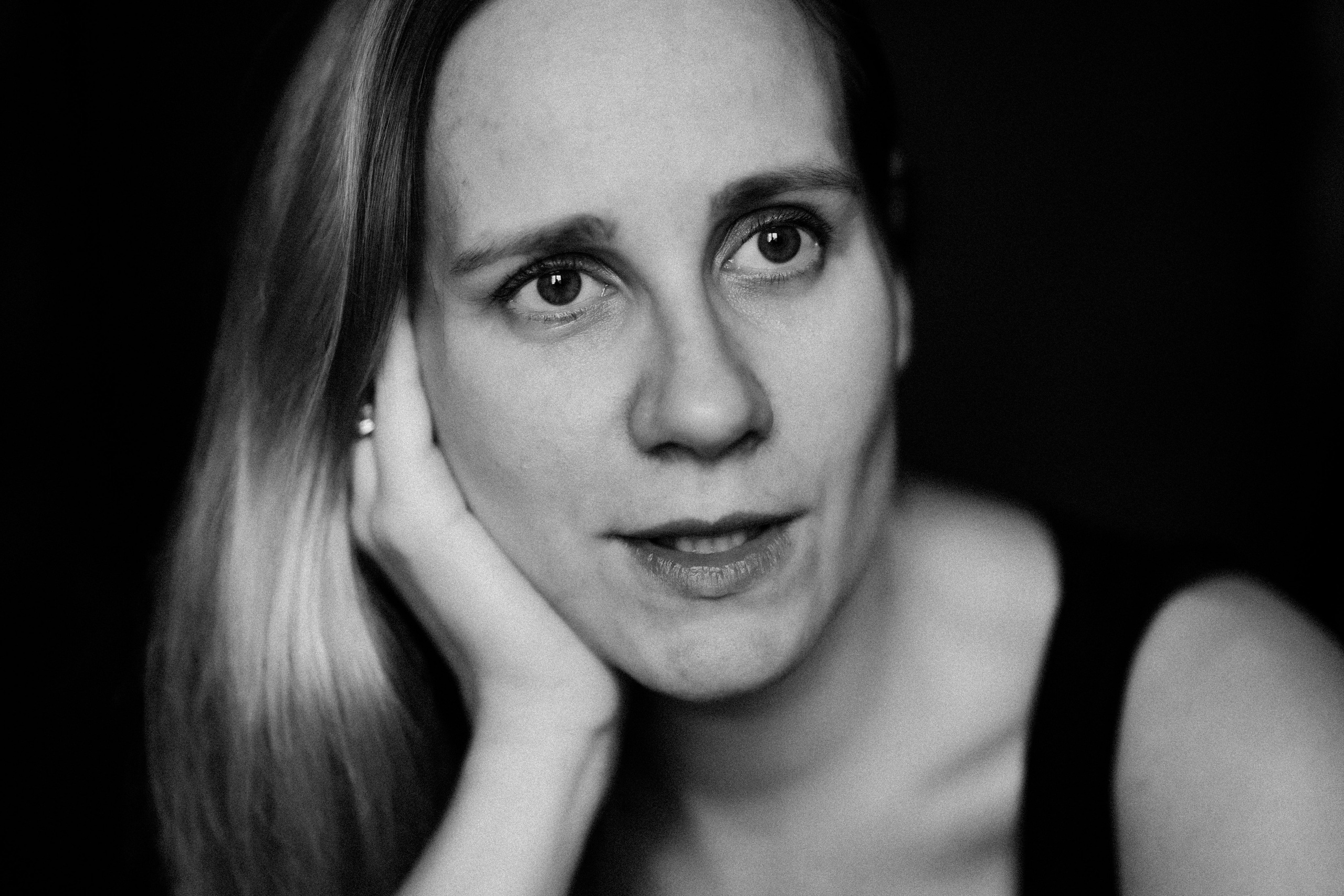 Ч/б Лиза. Фотограф в Санкт-Петербурге Маргарита Мирошниченко