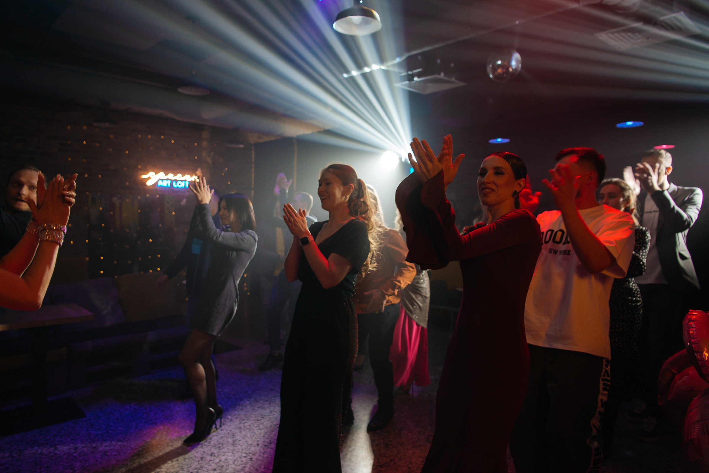 День рождения в Арт Лофт Краски. Профессиональный фотограф в Екатеринбурге Ирина Смирнова