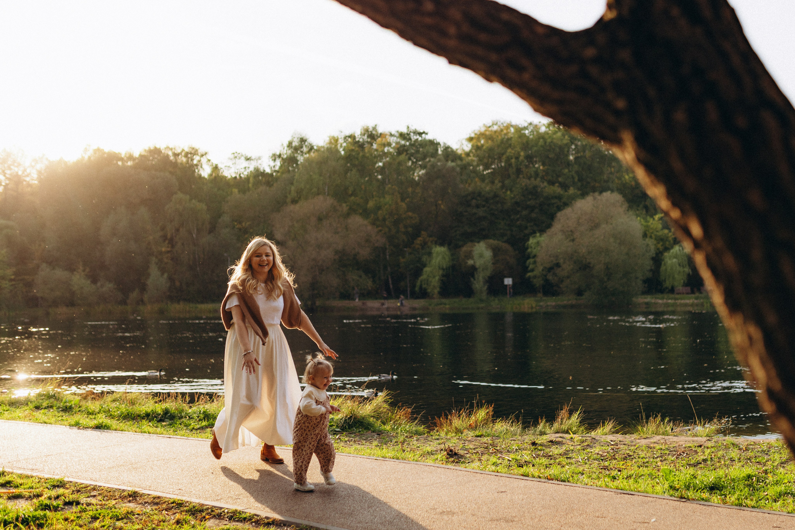 Ольга, Елена и маленькая Таисия. Семейный фотограф в Москве Жукова Анна