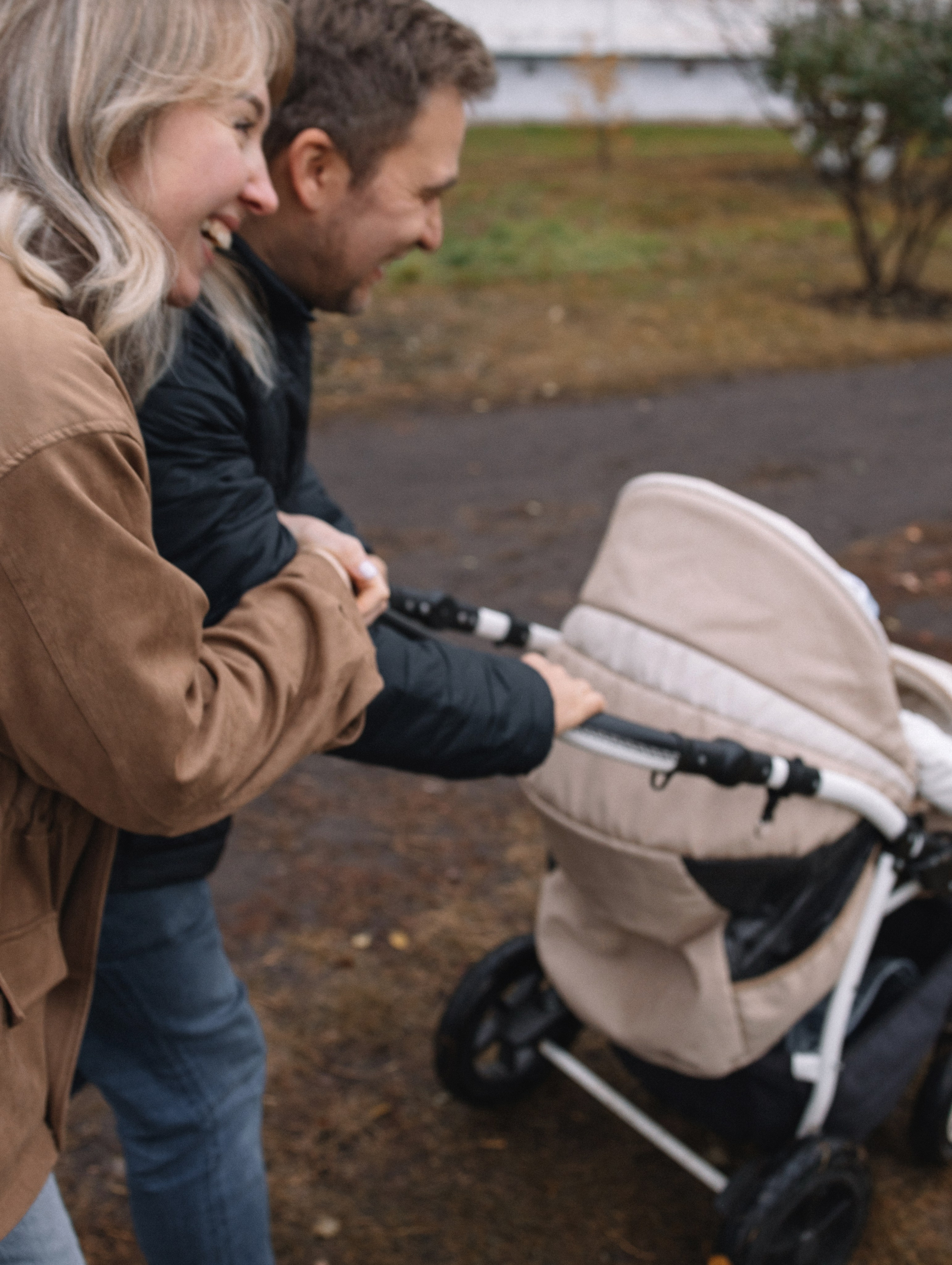 Таня успешно совмещает роль создателя эстетичных украшений, жены и мамы сыночка. Фотограф беременности и новорождённых в Набережных Челнах