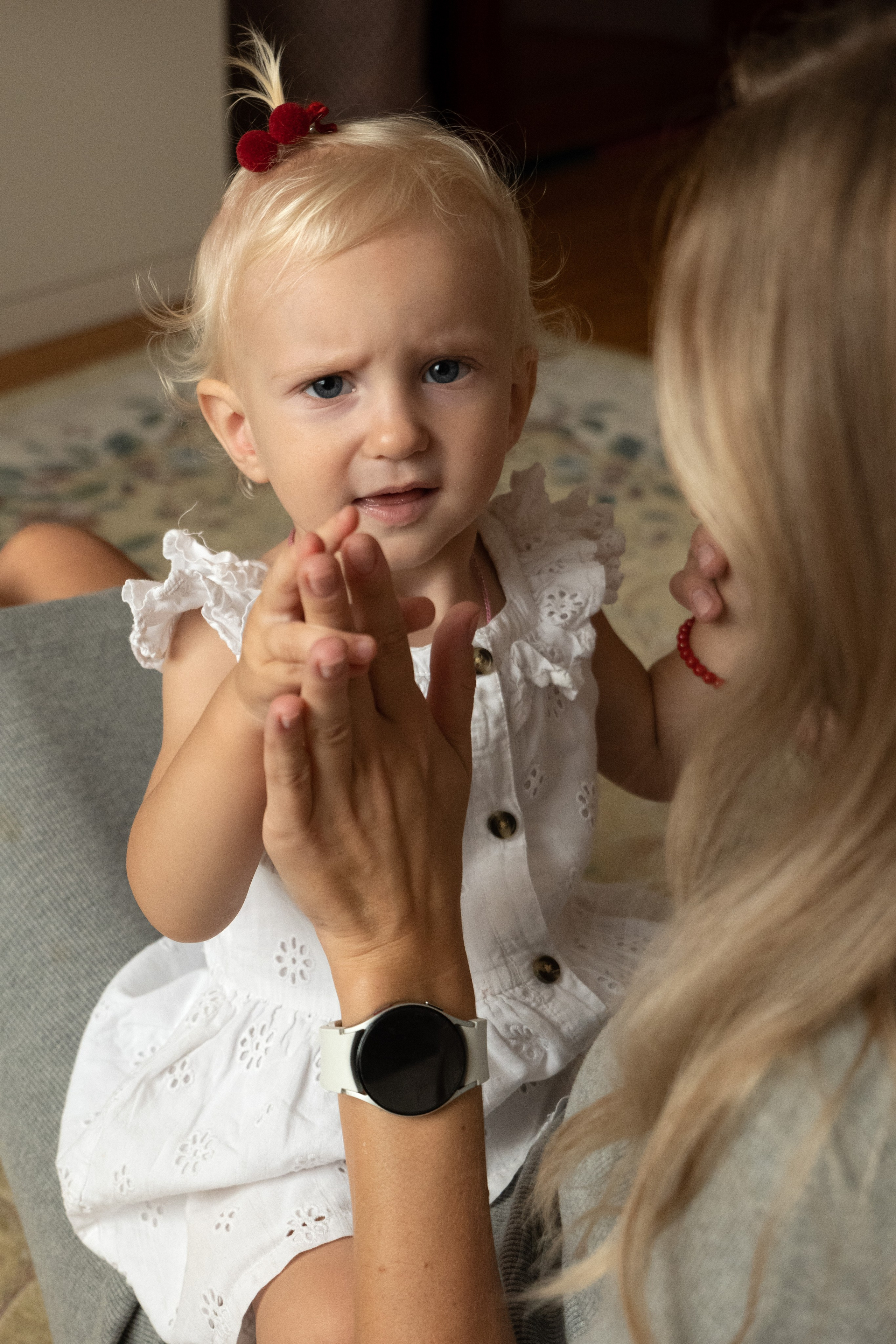 Семейная фотосессия дома. Фотограф видеограф Ольга Василевская