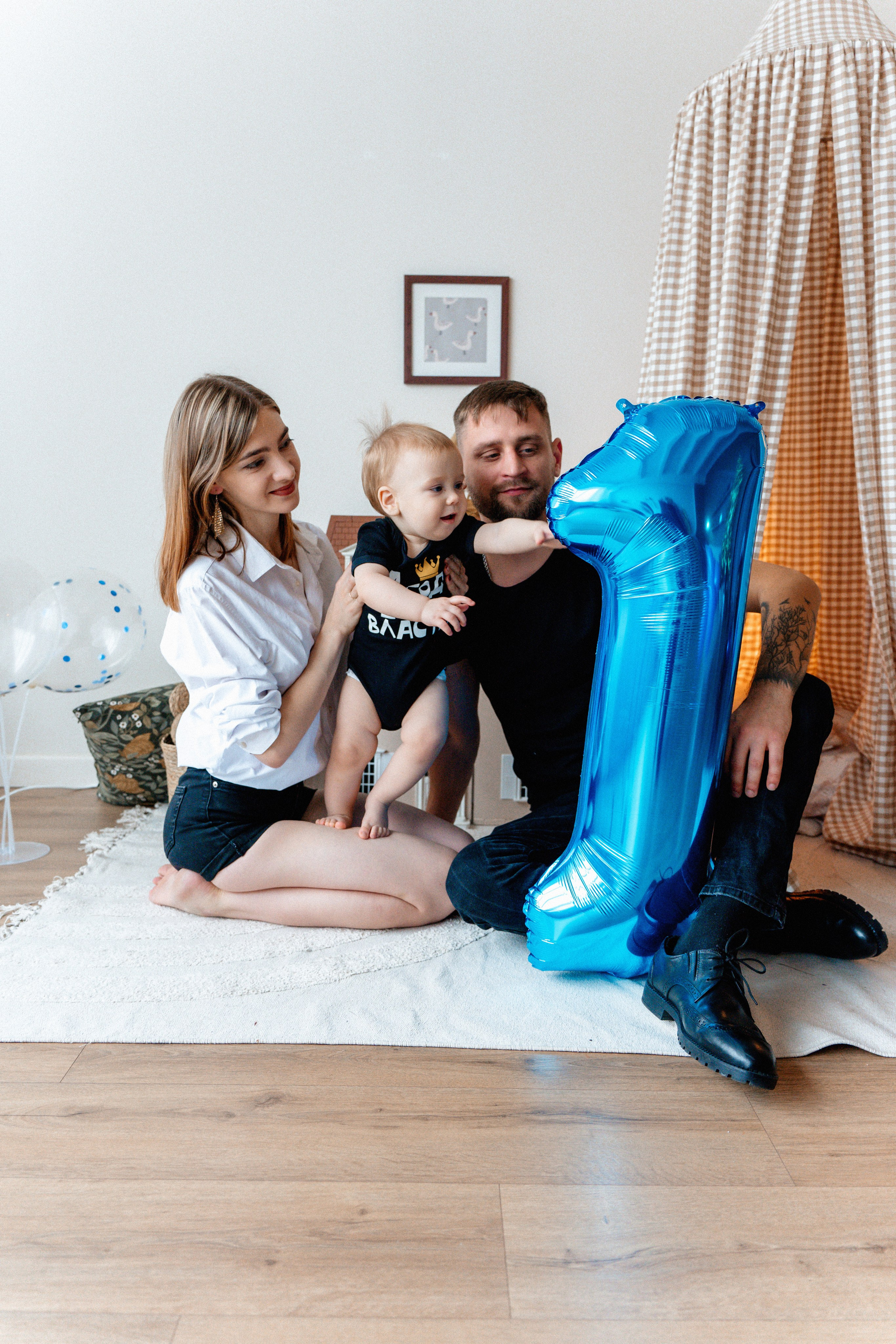 Наш сладкий малютка отметил годик. Ваш семейный фотограф в Минске — Вика Трегубова