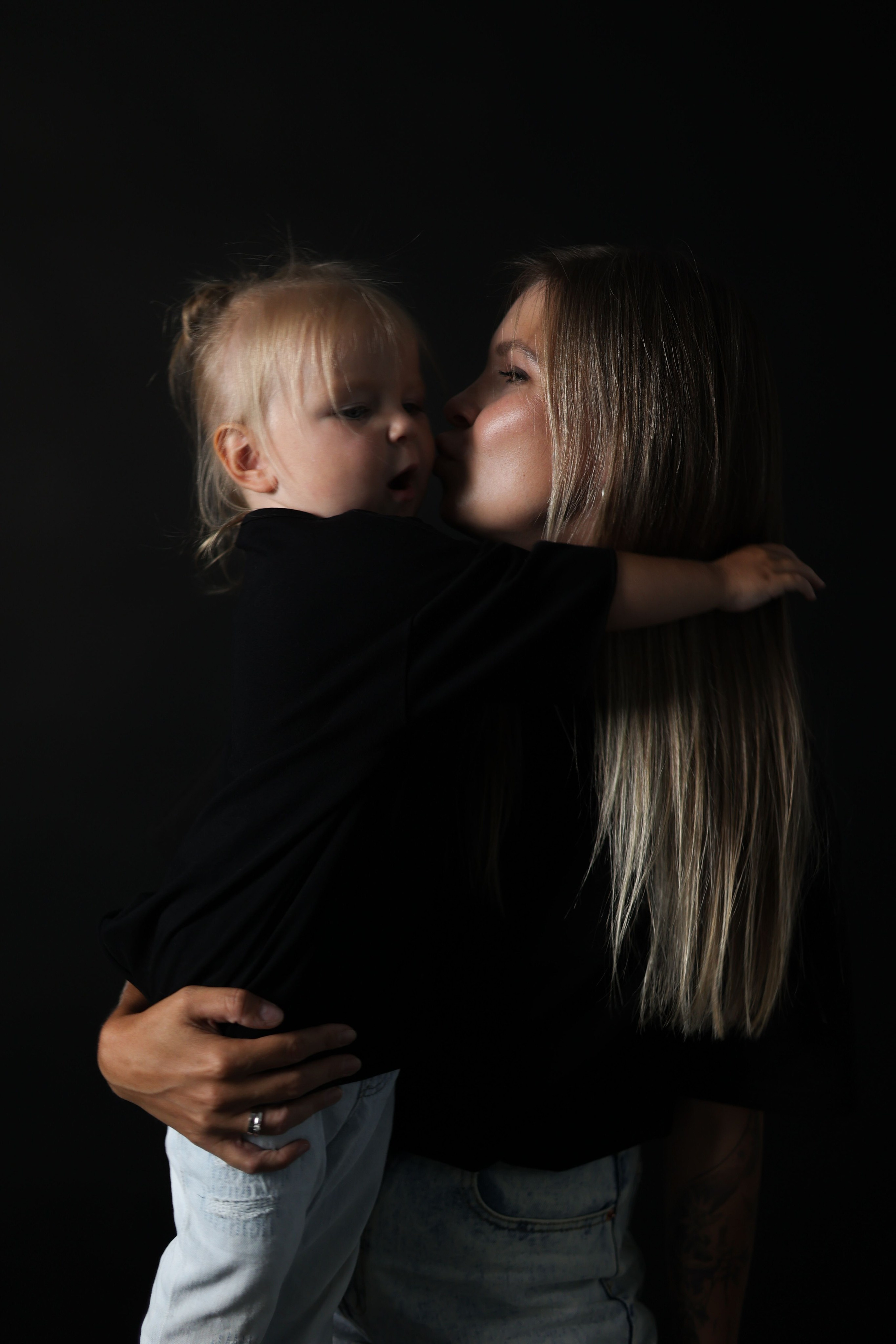 Фотосессия Алены, Алисы и Андрея. Фотограф ANNA GEREIHAN