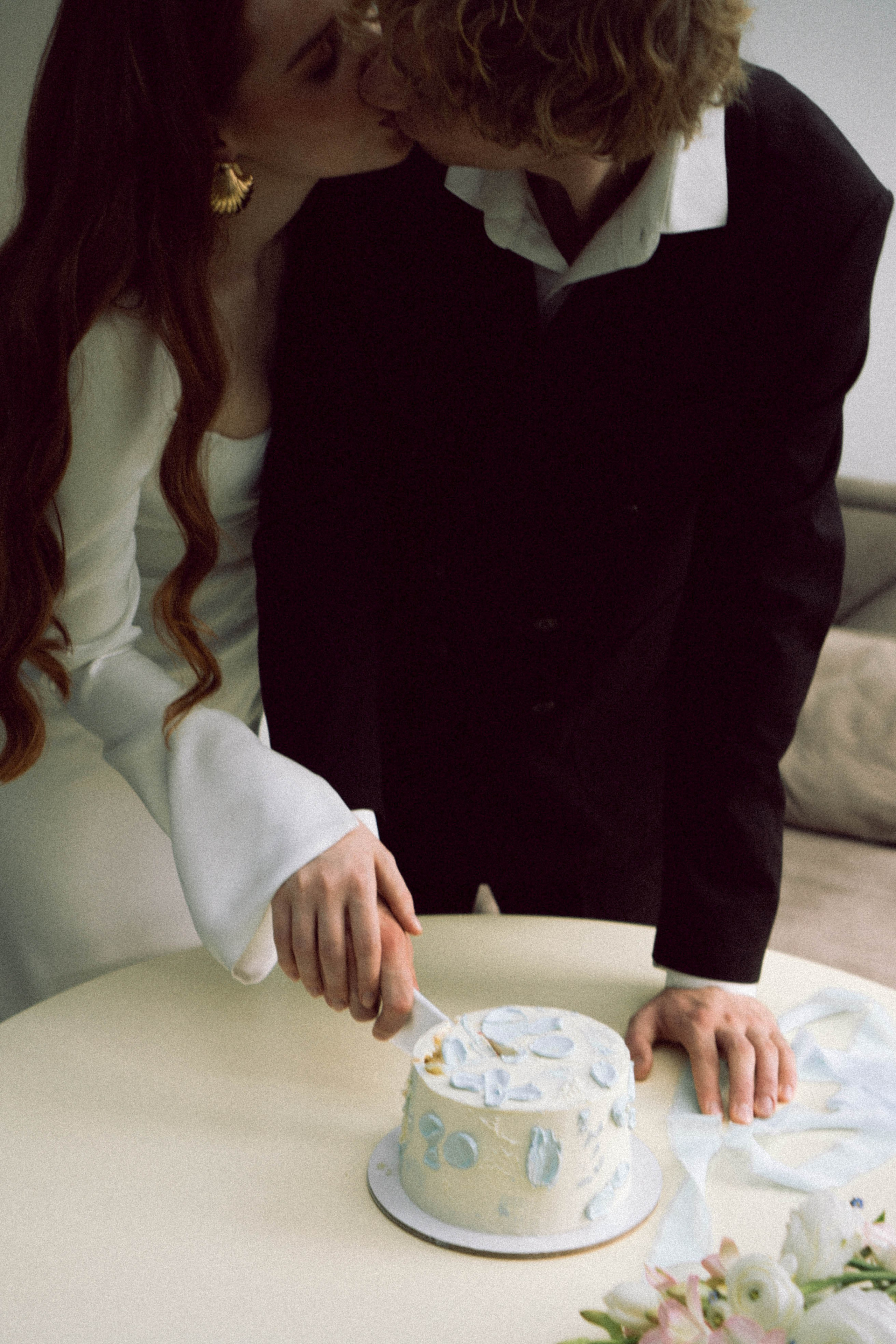 СВАДЕБНАЯ СЬЕМКА В ОТЕЛЕ. СБОРЫ ЖЕНИХА И НЕВЕСТЫ И ТАКЖЕ ТОР И ПОДГОТОВКА К ПРОГУЛКЕ. Профессиональный фотограф, Санкт-Петербург — Виктория Богомолова