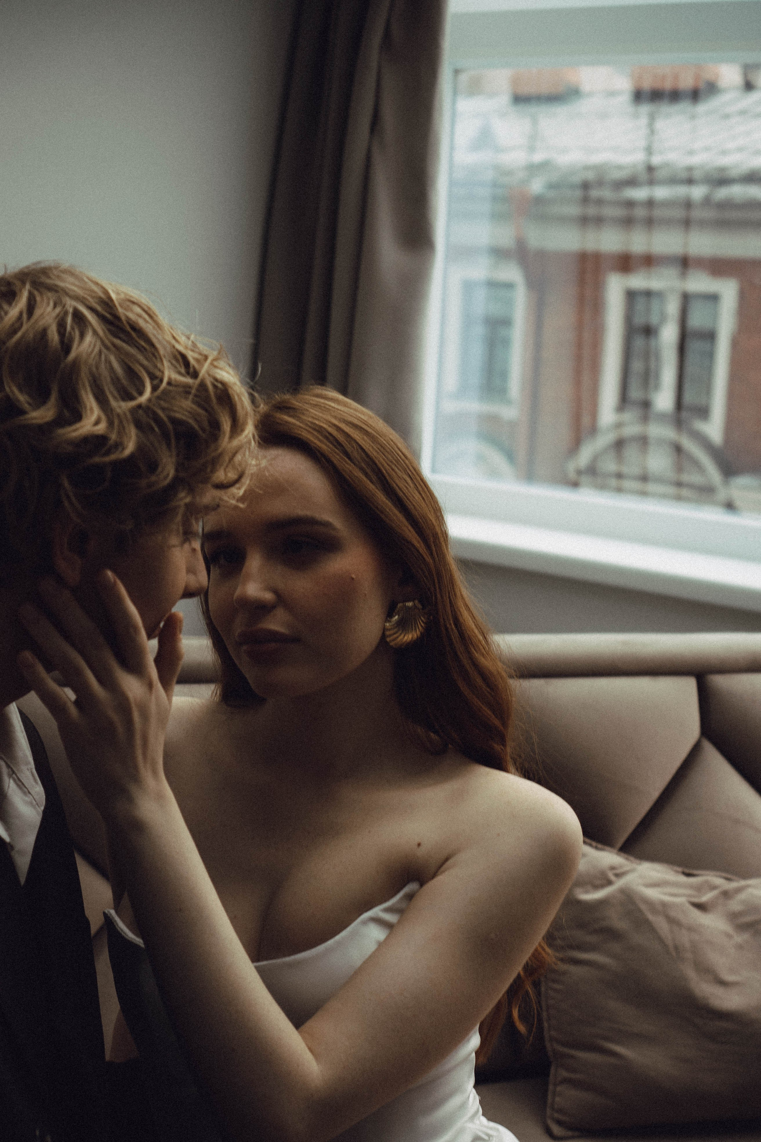 СВАДЕБНАЯ СЬЕМКА В ОТЕЛЕ. СБОРЫ ЖЕНИХА И НЕВЕСТЫ И ТАКЖЕ ТОР И ПОДГОТОВКА К ПРОГУЛКЕ. Профессиональный фотограф, Санкт-Петербург — Виктория Богомолова