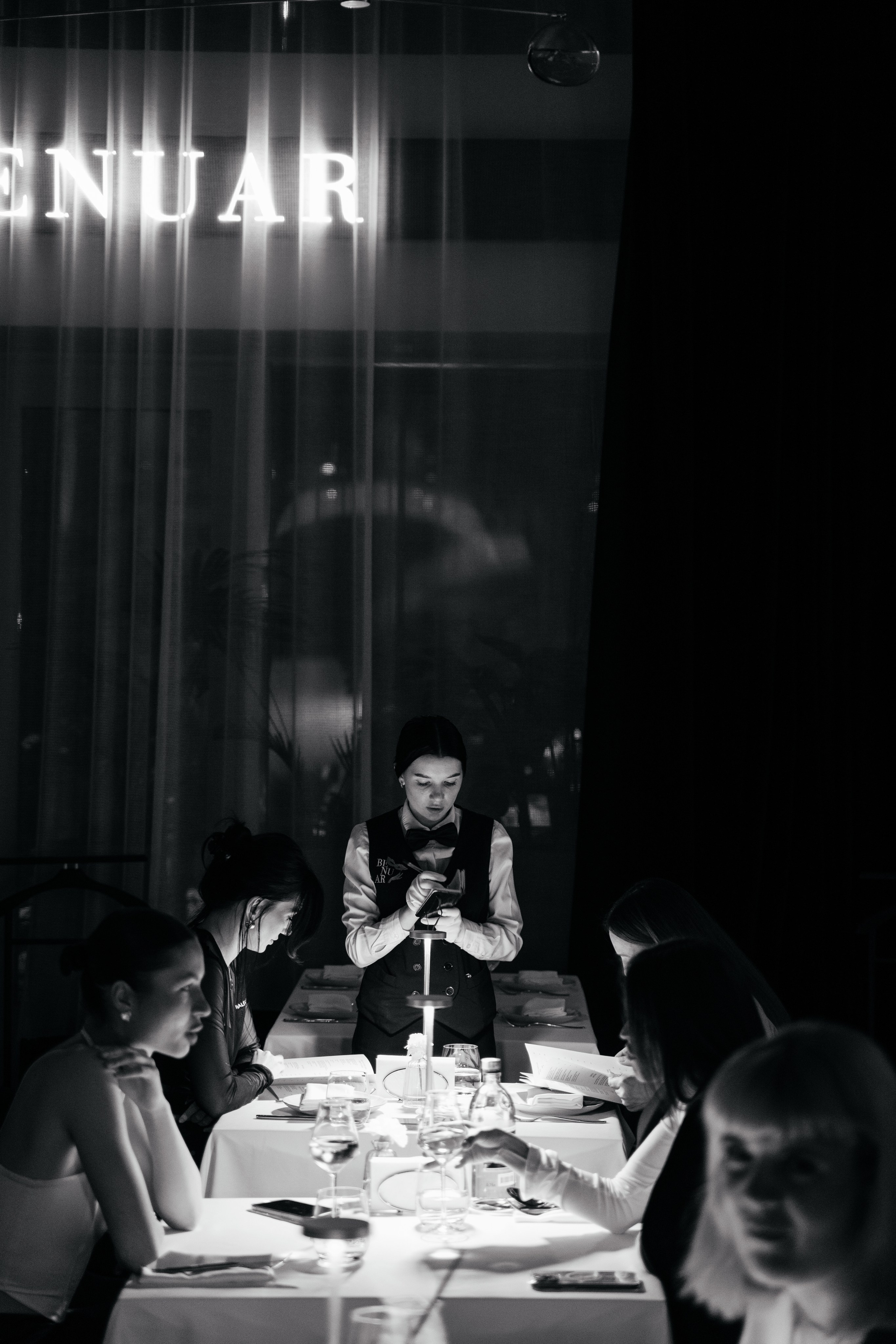 24–25 мая (пятница–суббота). BENUAR Restaurant