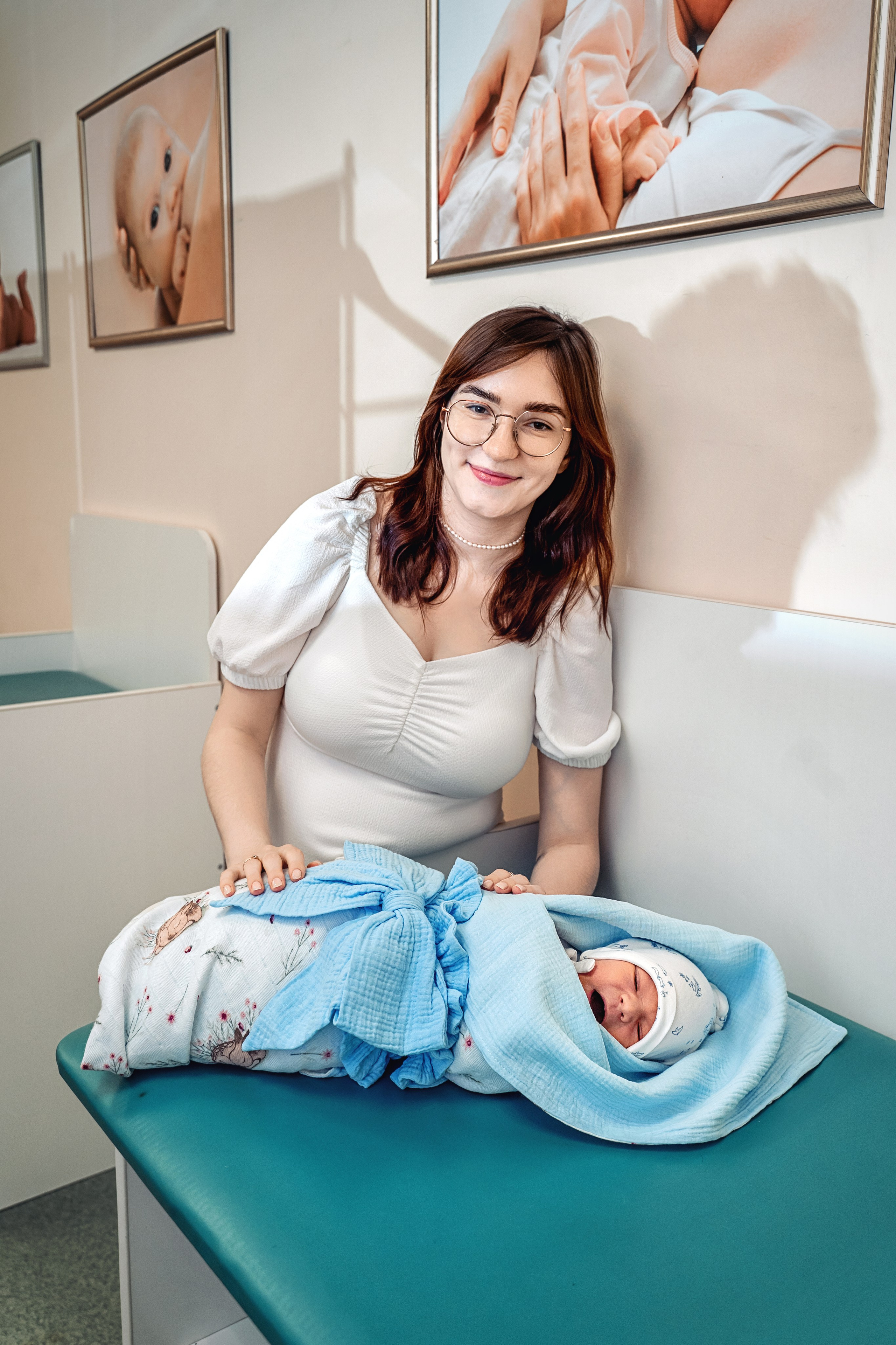 Выписка роддом 36 им Иноцемцева. Фотограф на выписку из роддома Москва. Фотограф \ Видеограф на Крещение, Венчание Москва| Семейные съемки