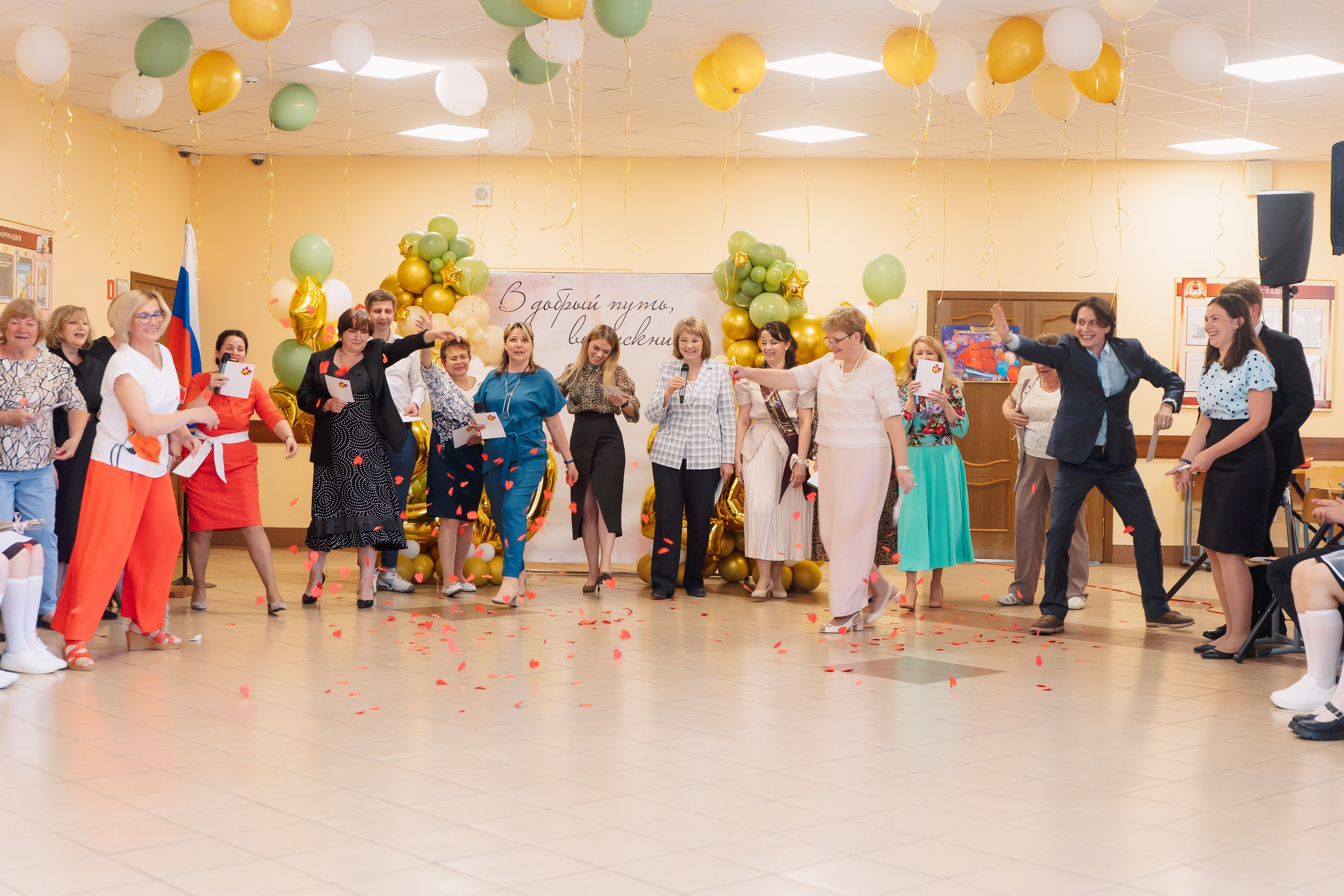 Последний звонок. Фотограф в Кронштадте и Санкт-Петербурге Анастасия Коваленко