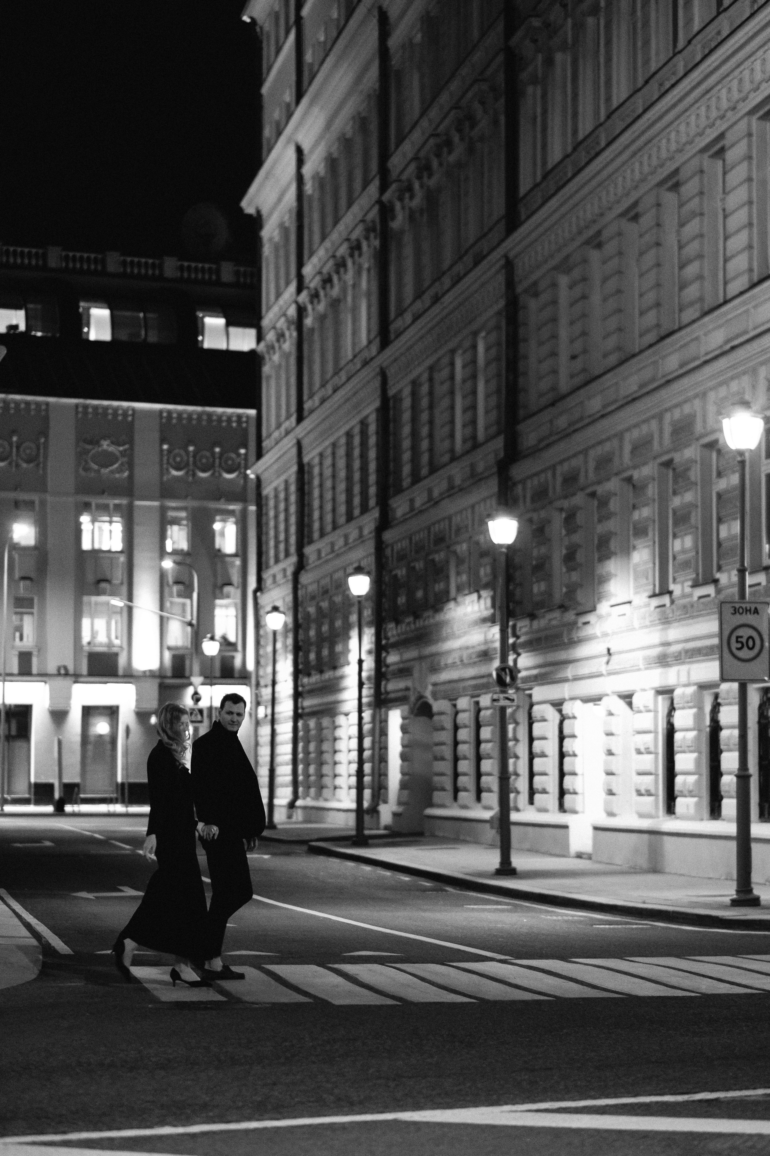 По ночному городу. Свадебный фотограф Александра Тюлякова