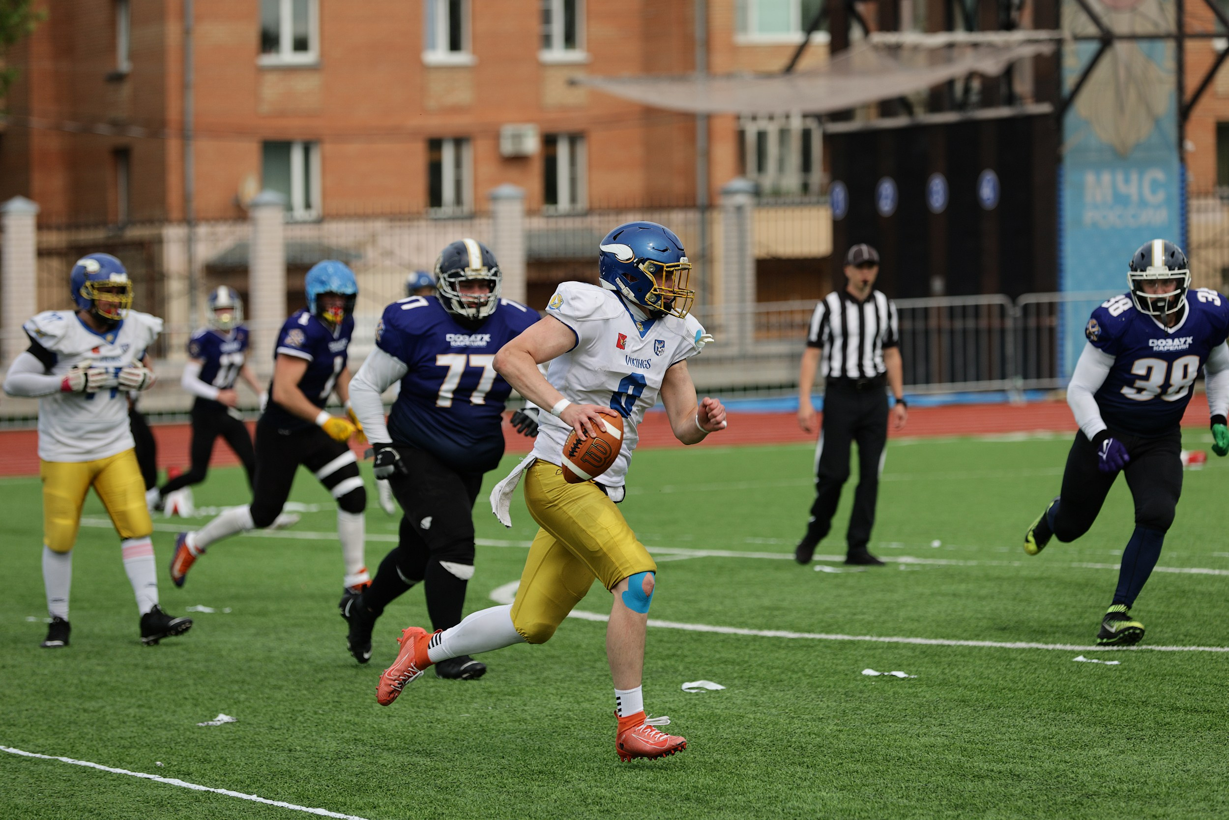 Американский футбол