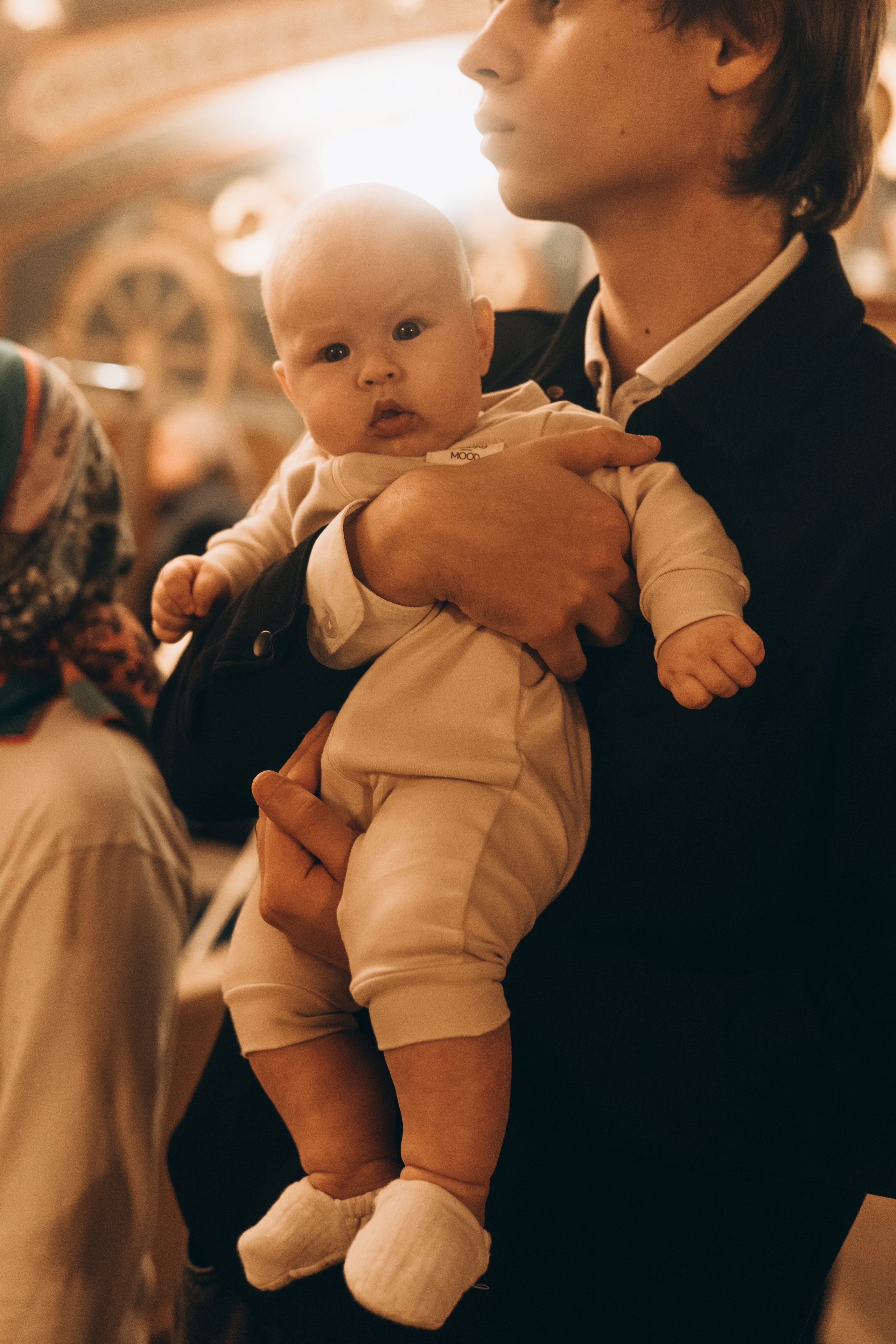 Таинство Крещения в Храм Иверской Божией матери Мичуринский проспект 68. Семейный, ньюборн фотограф, фотограф на роды в Москве, Виктория Тюльдюкова