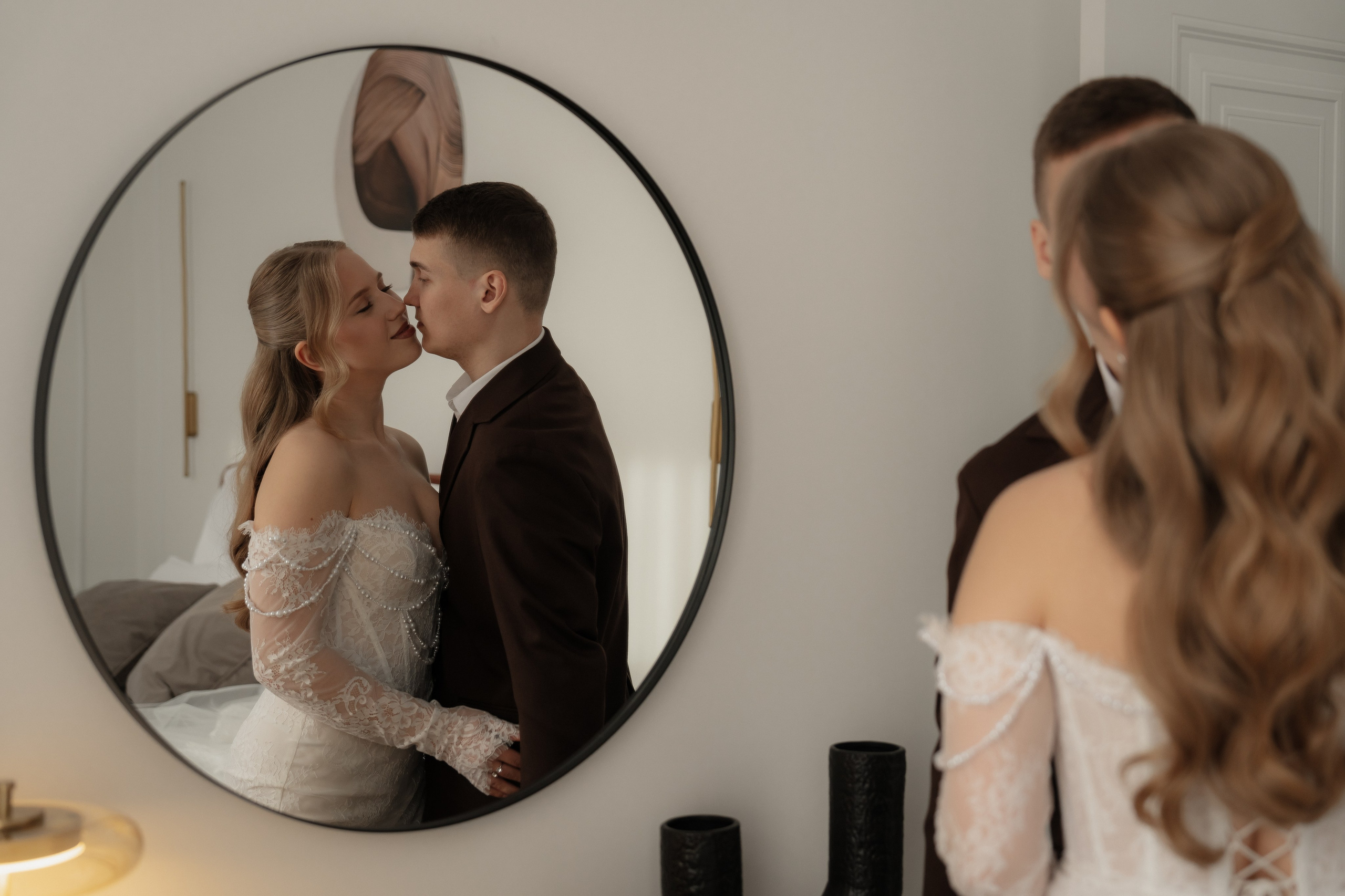 Свадебная фотосессия в отеле, апартаментах | Архангельск | Елизавета Стрекаловская. Свадебный и портретный фотограф в Архангельске Елизавета Стрекаловская