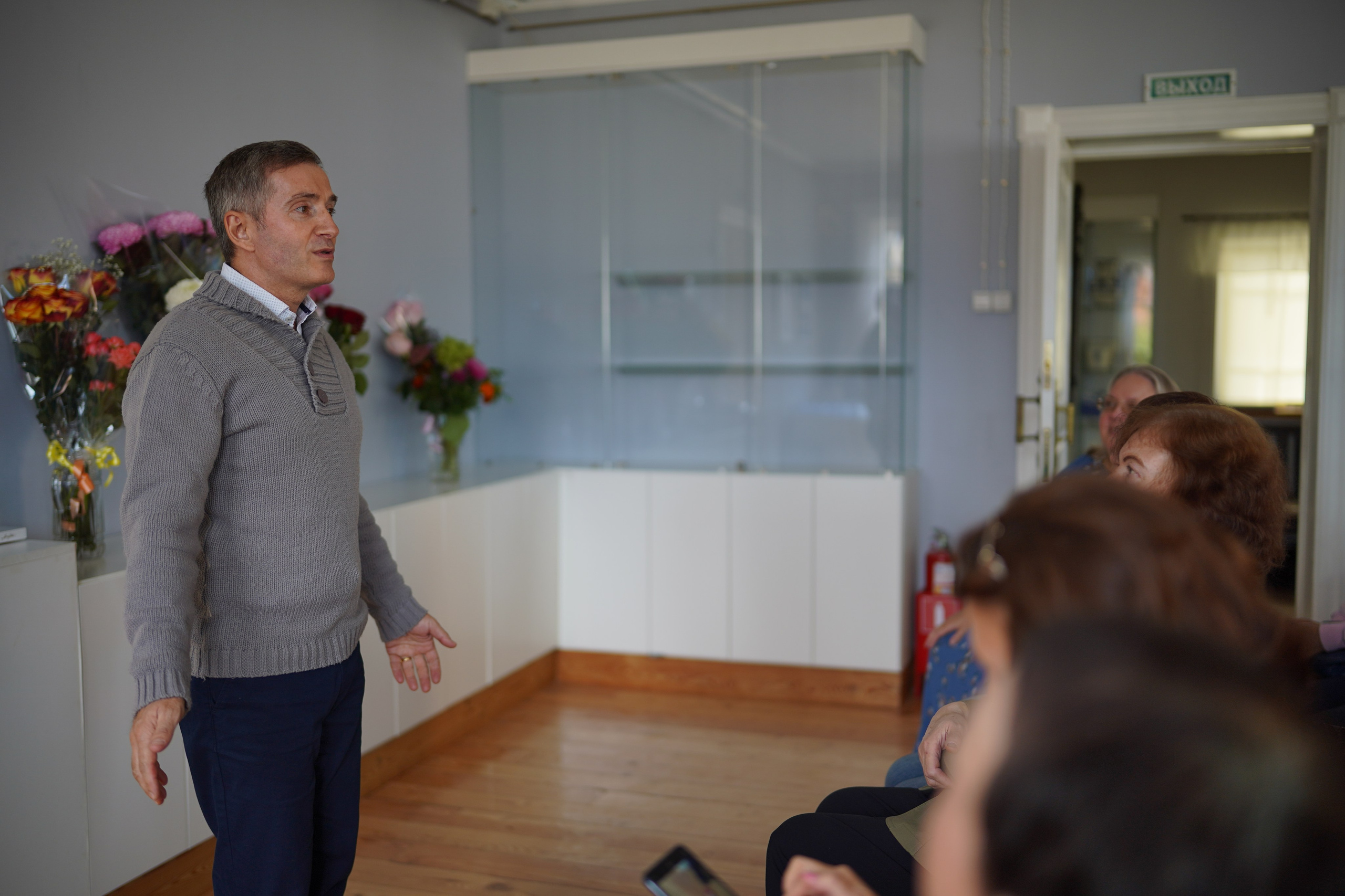 Exhibition by Alexander Tsaregorodtsev and Marnarita Podgornaya — Выставка Александра Царегородцева и Марнариты Подгорной