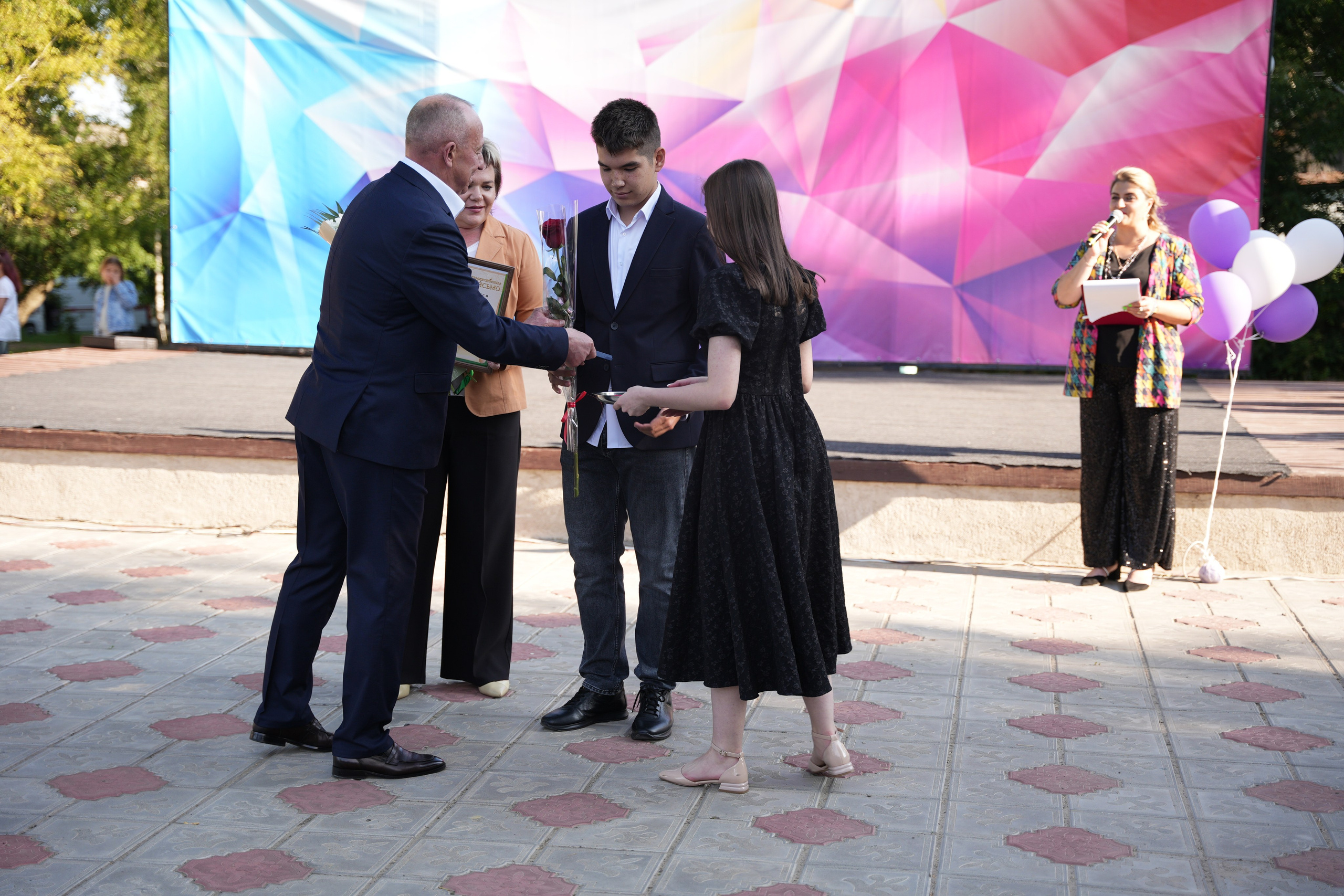 Выпускной в парке. Ольга Плаксина фотограф в Саратове