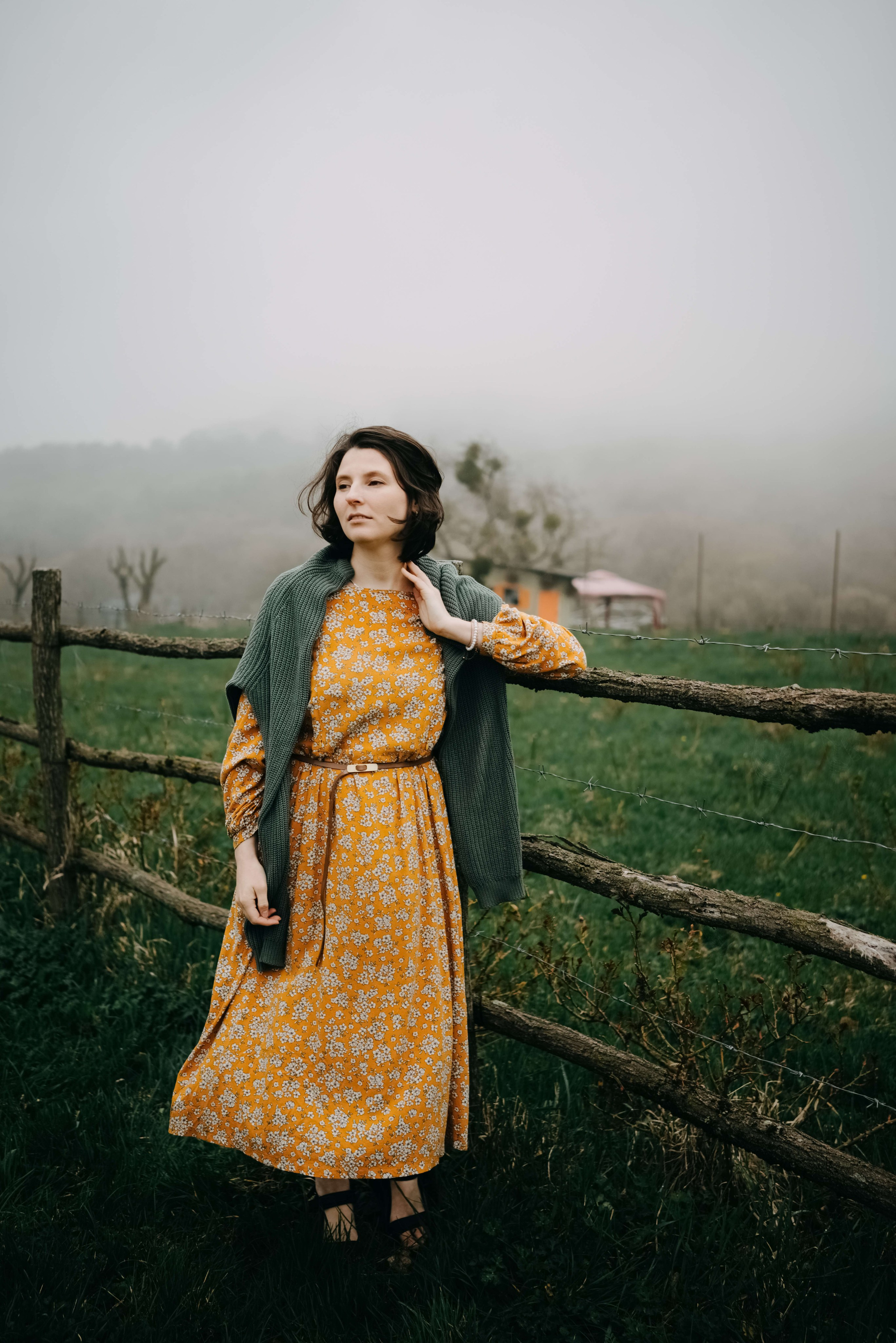 Портретная фотосессия на ферме с лошадьми. Портретный и свадебный фотограф в Тбилиси • xeniqo