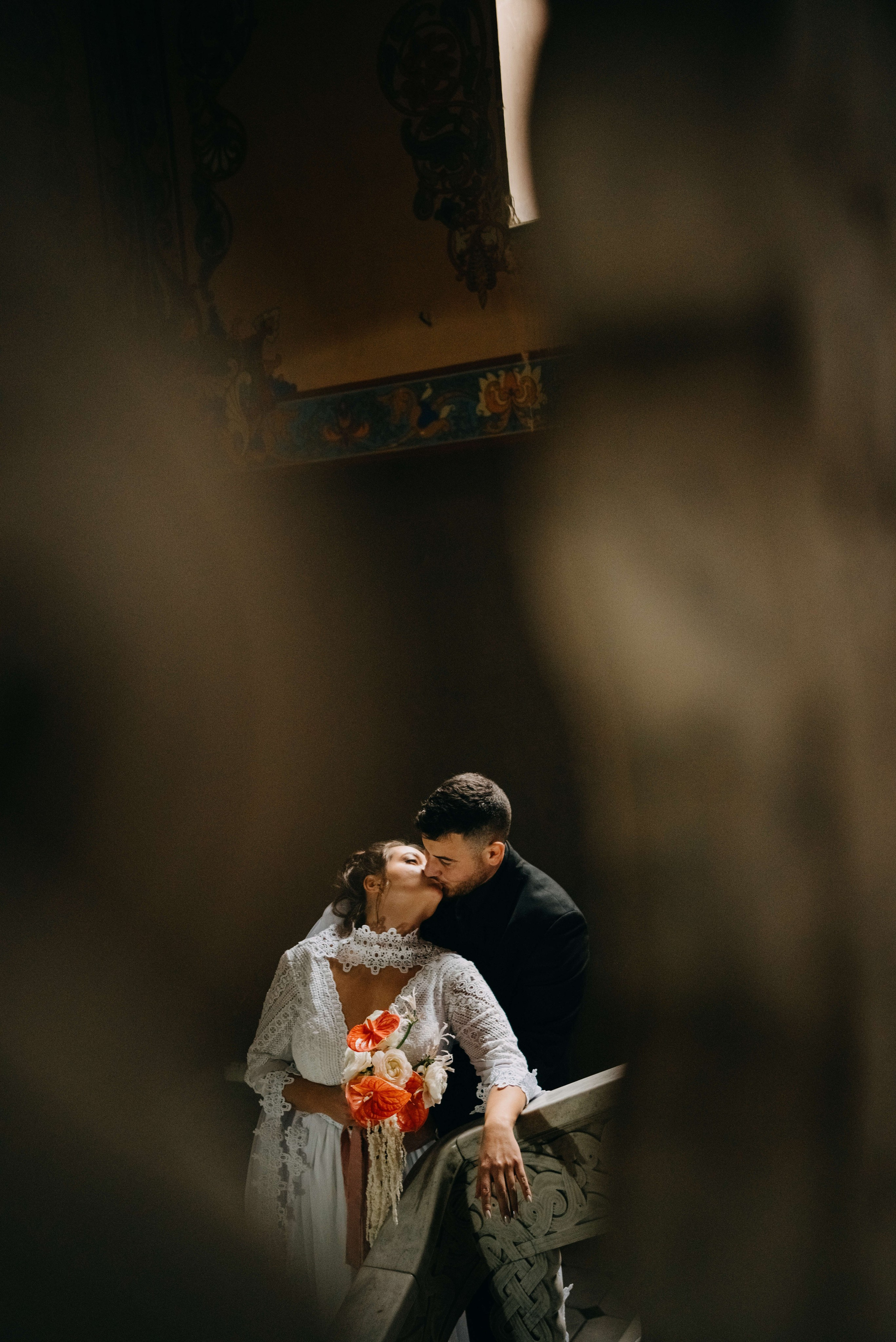 Анна & Виктор | сборы, роспись и прогулка. Портретный и свадебный фотограф в Тбилиси • xeniqo