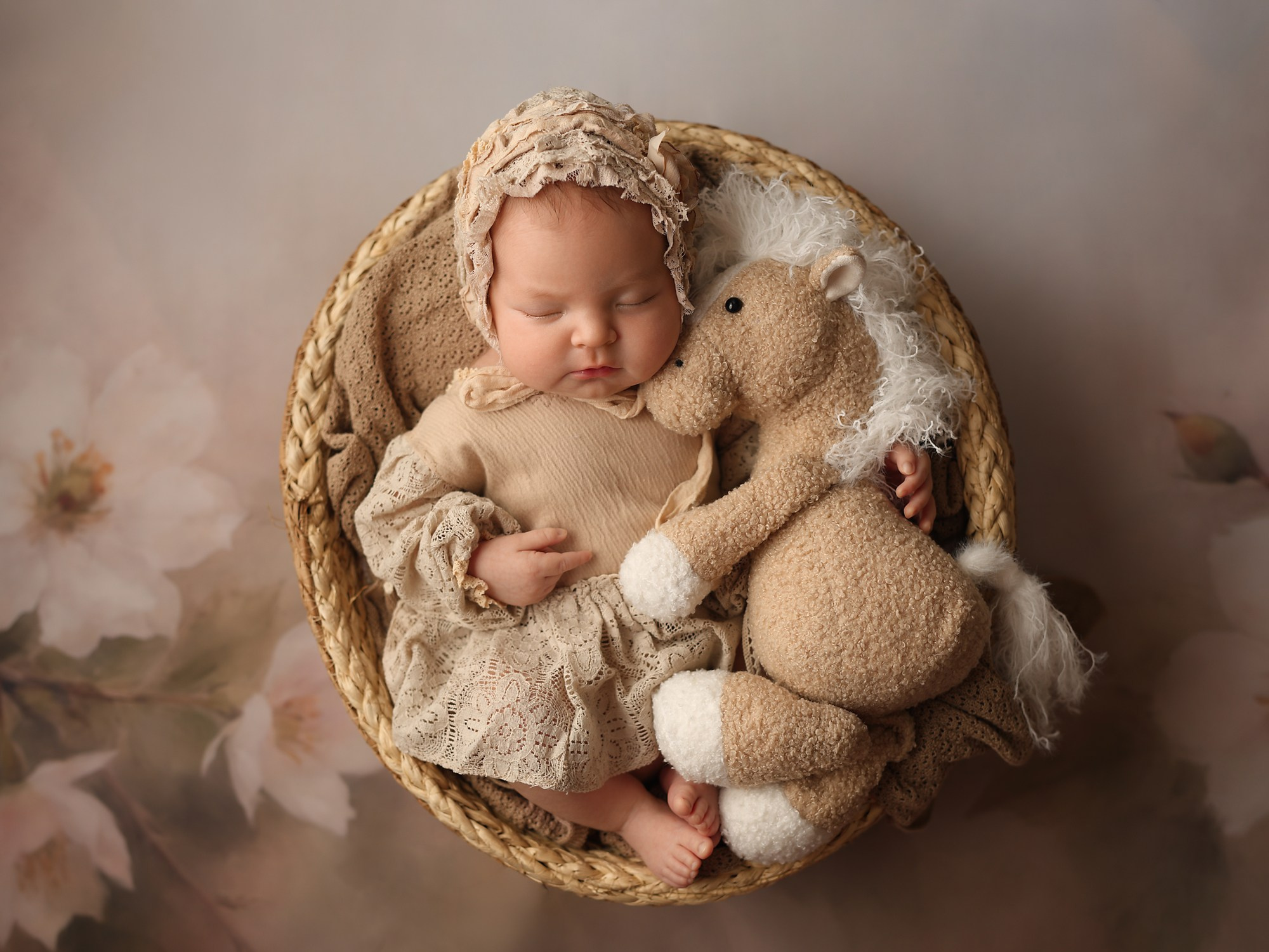 Newborn. Фотограф новорождённых в Казани Нейля Гильмутдинова ньюборн