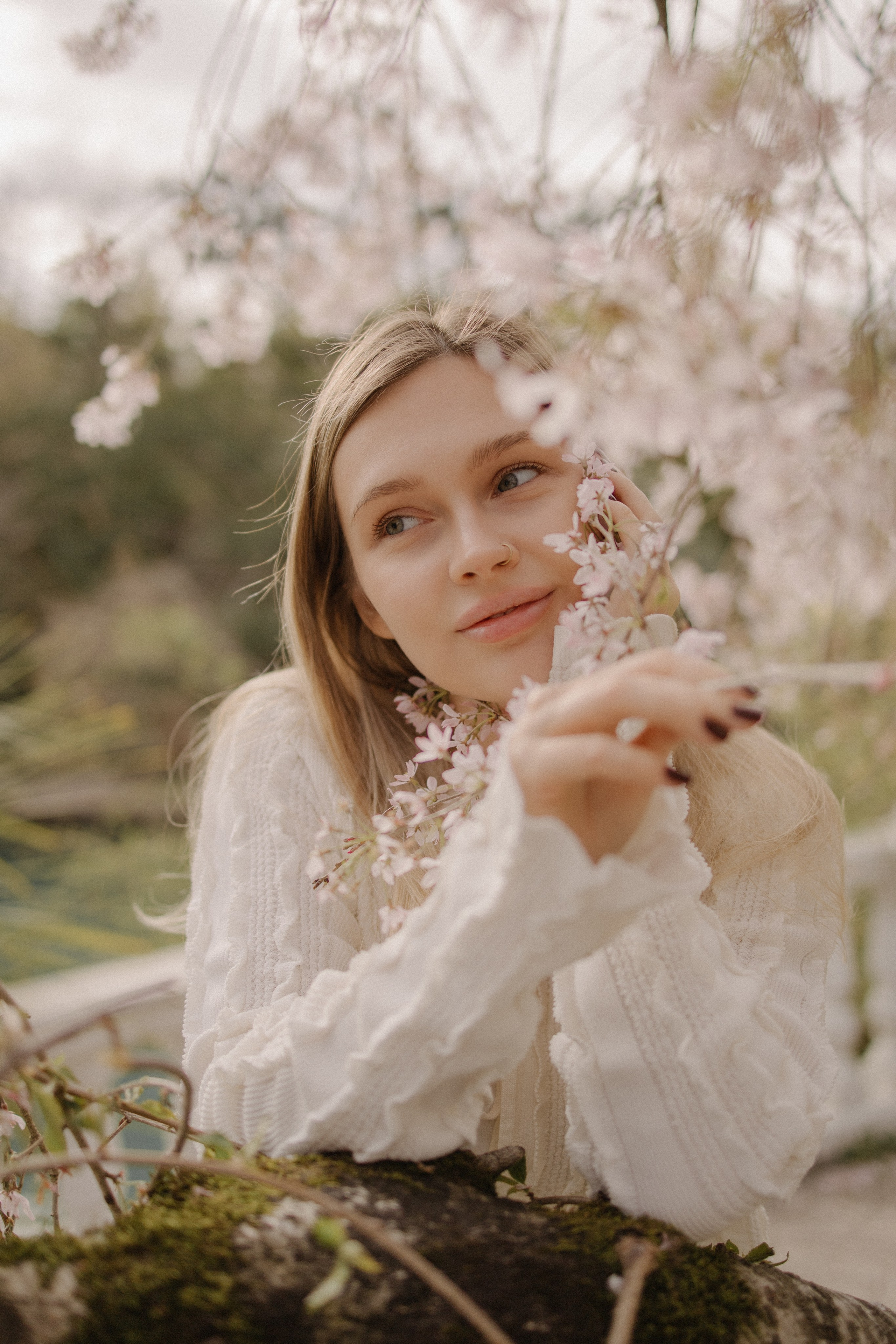 Света в сакуре. Фотограф Сочи Адлер Сириус Красная поляна Олеся Минив
