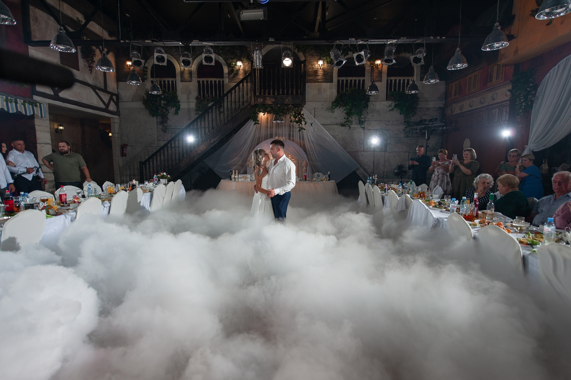 Свадьба в Латинском квартале. Свадебный и семейный фотограф в Омске Мормулев Михаил