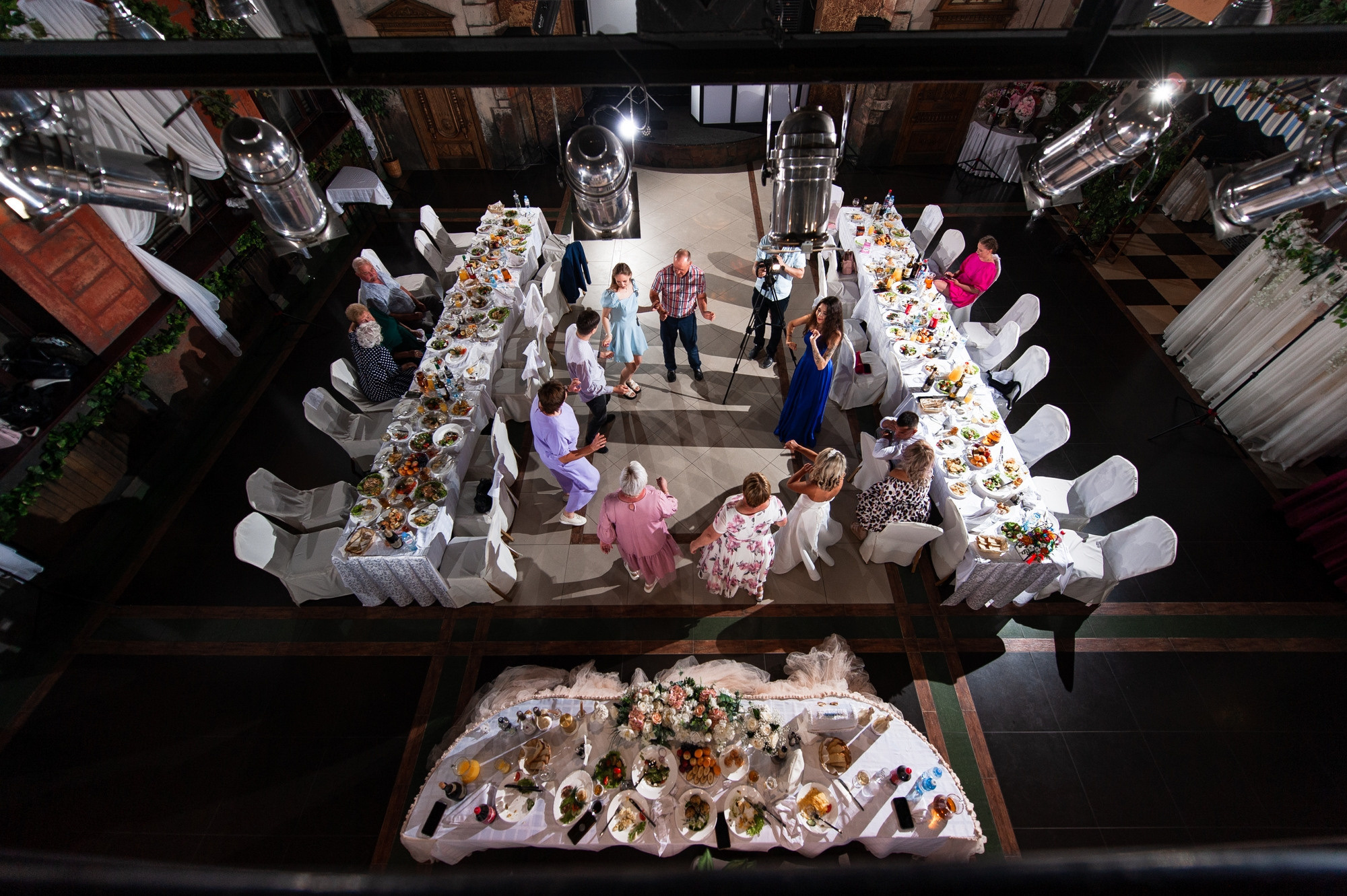 Свадьба в Латинском квартале. Свадебный и семейный фотограф в Омске Мормулев Михаил