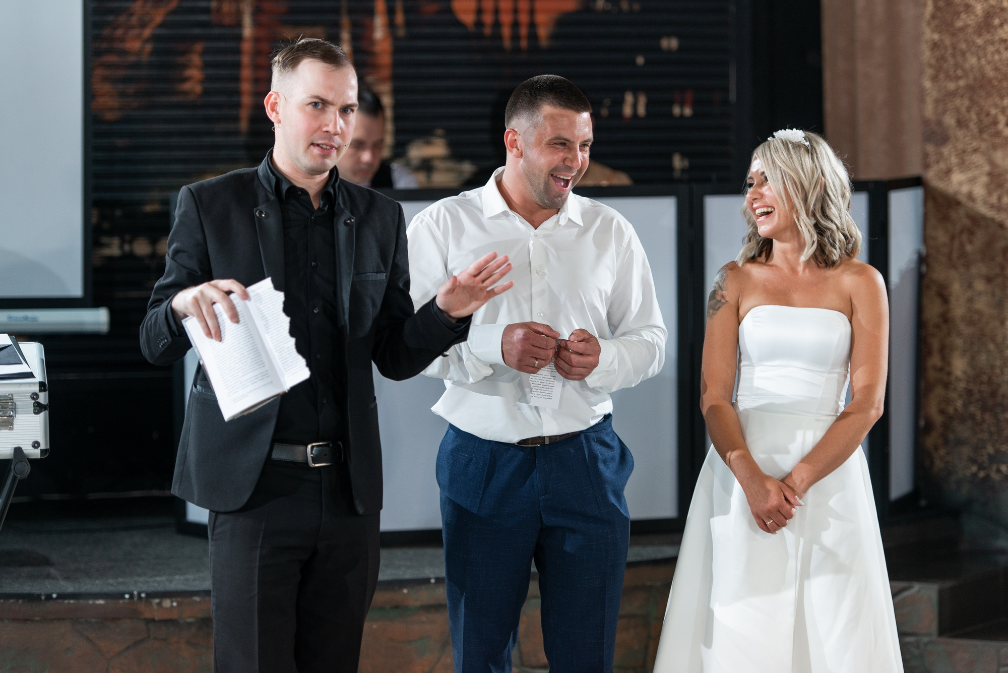 Свадьба в Латинском квартале. Свадебный и семейный фотограф в Омске Мормулев Михаил