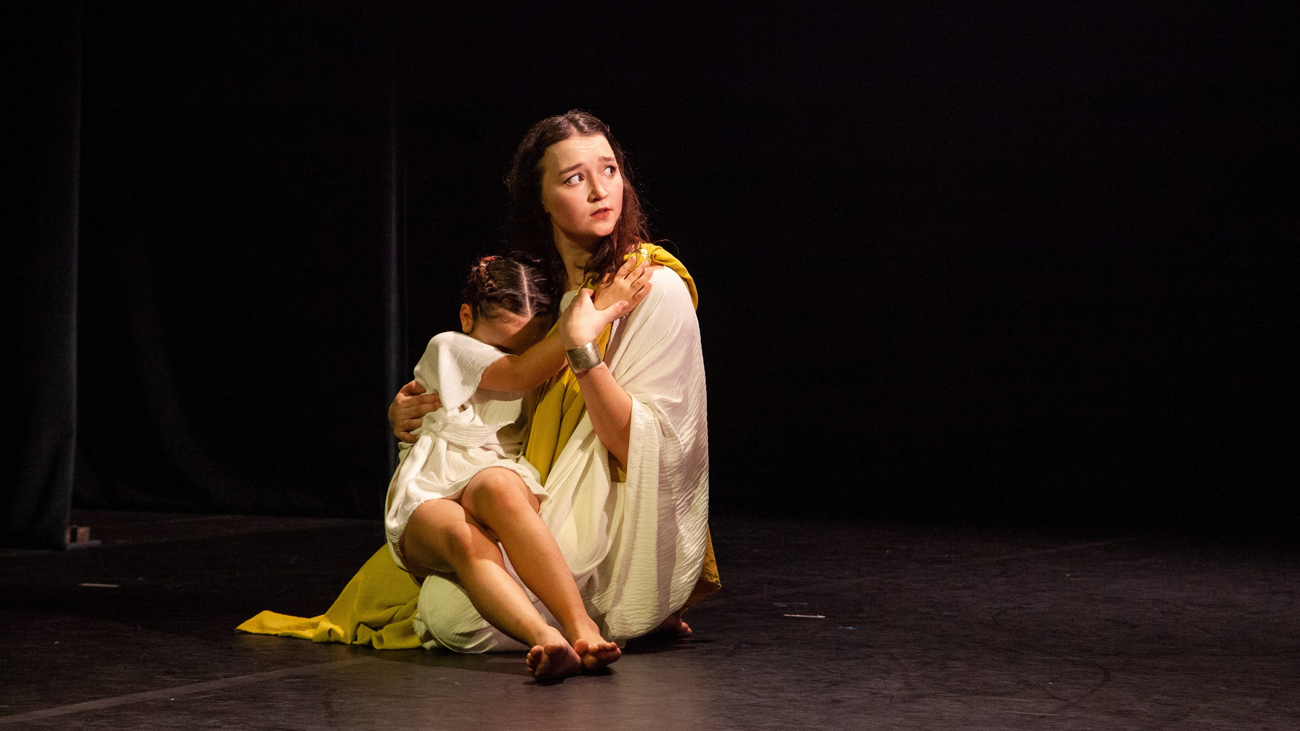 Театральная фотография. Фотограф Лазарина Кучменова