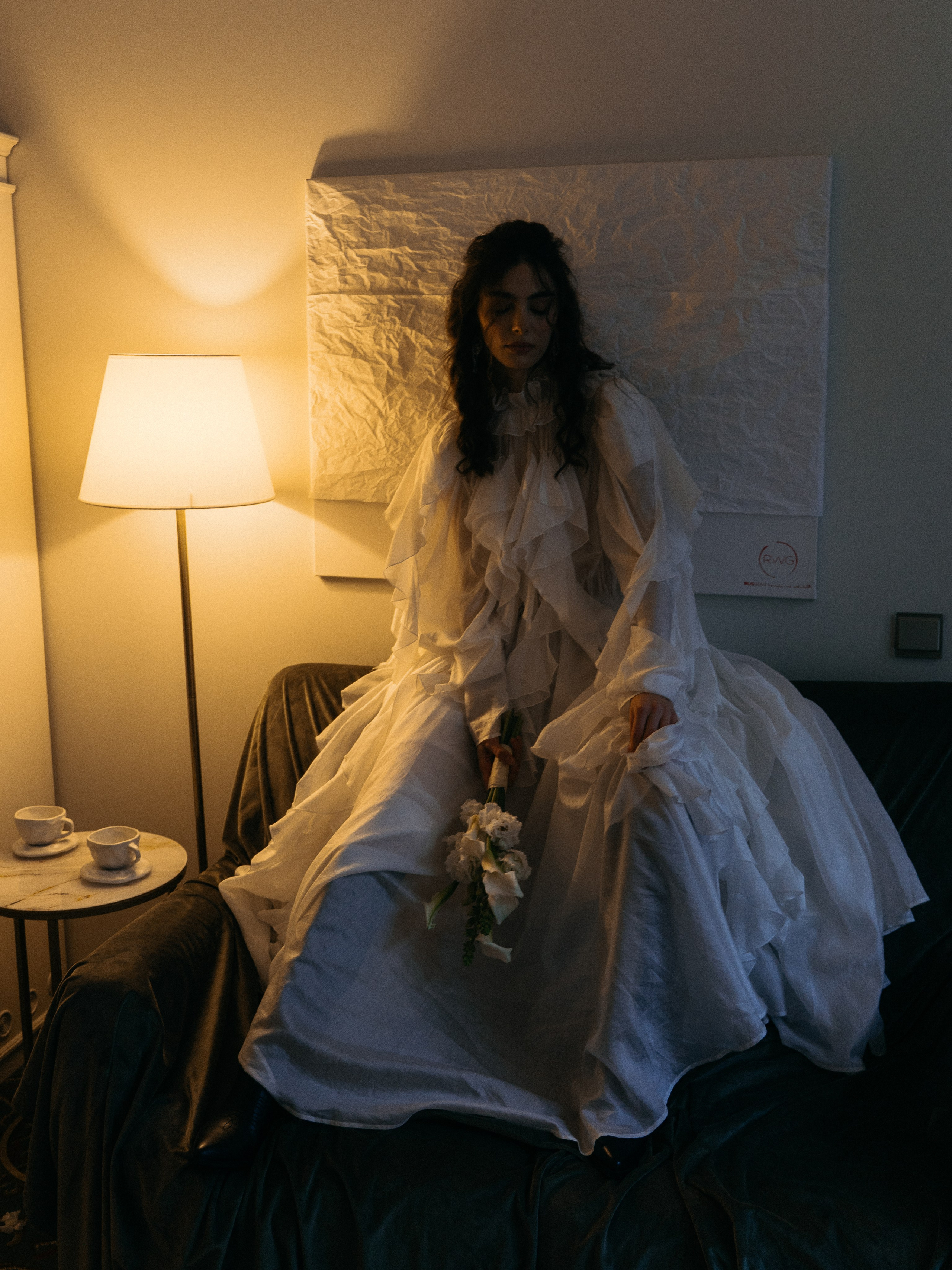 Тимур и Гала | Marco Polo hotel white. Фотограф Вероника Балабанова, Москва