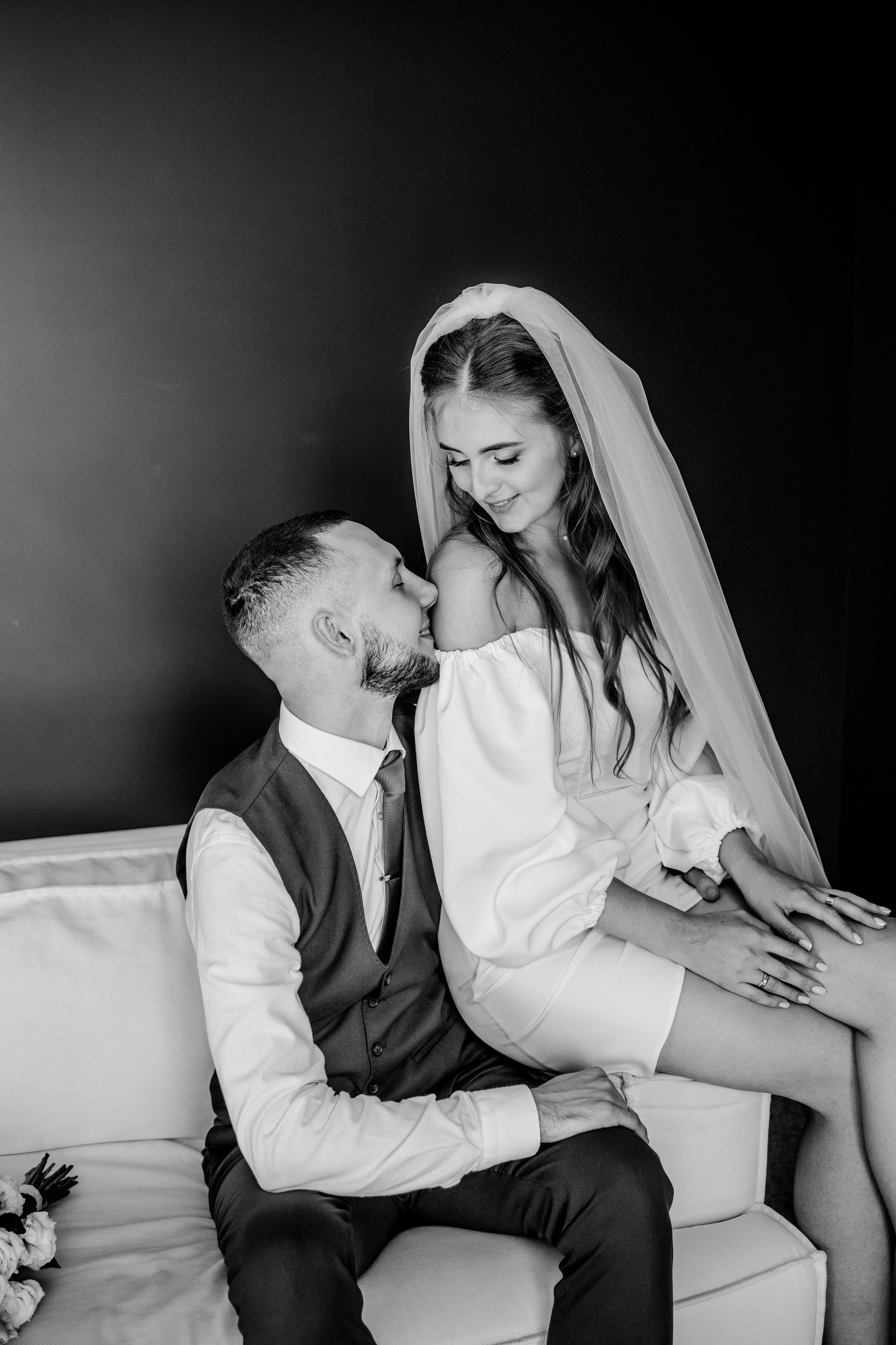 Свадебная прогулка. Эвелина и Дмитрий. Свадебная фотография. Арина Рубах