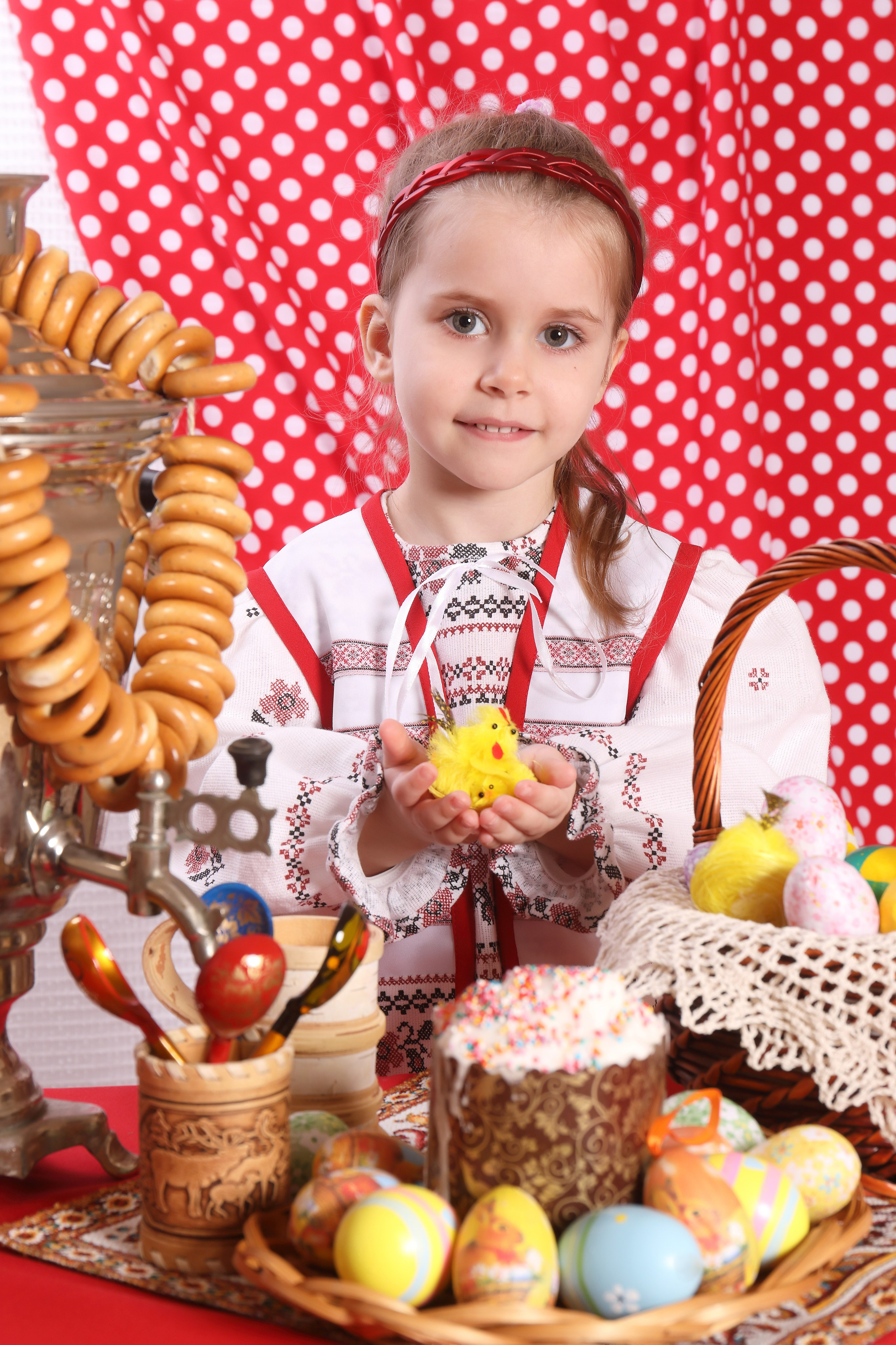 Пасхальный стол. Детская выездная фотостудия