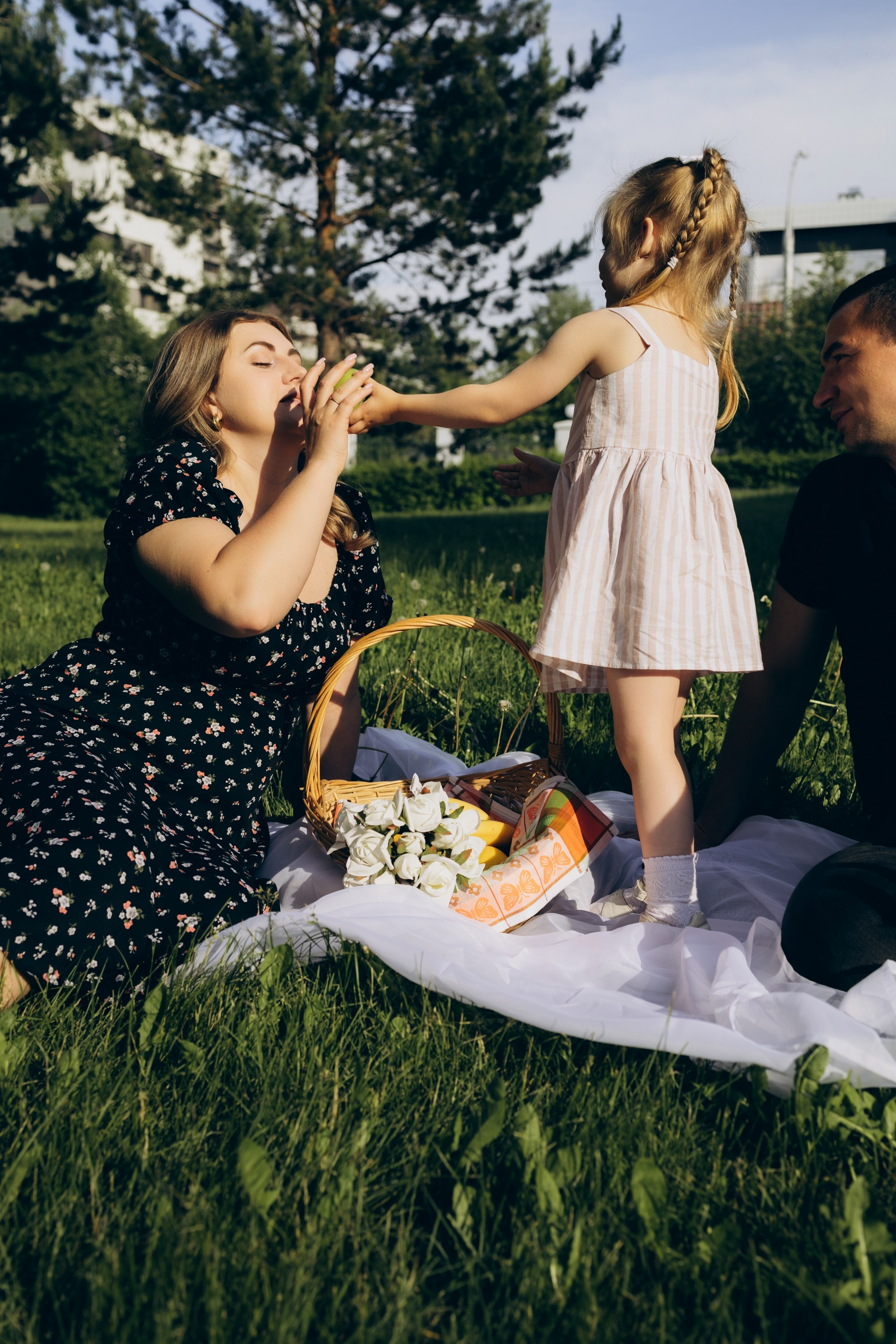 Фото пикник на Иерусалимской горе. Свадебный Фотограф в Иркутске Екатерина Елисеева