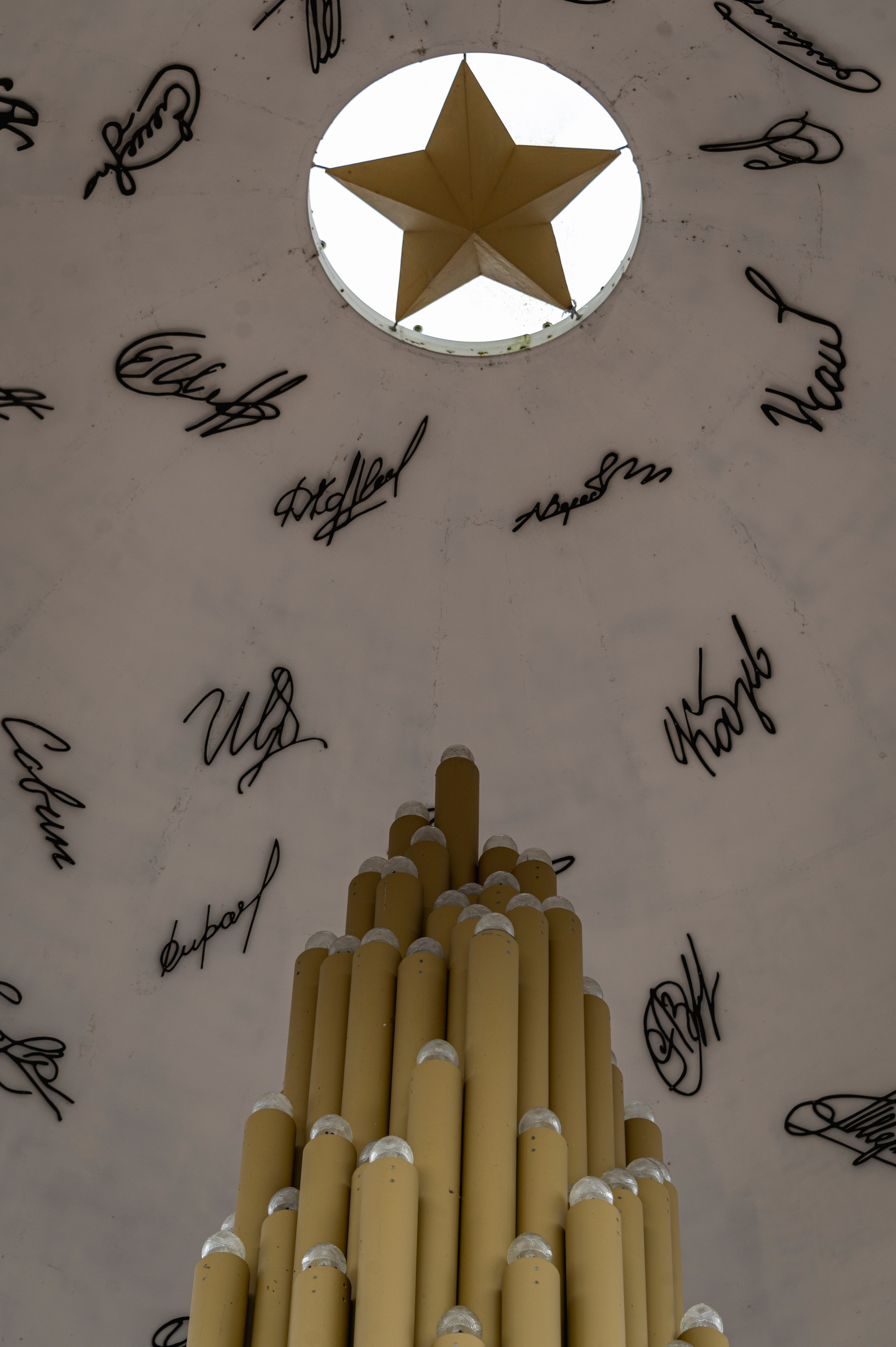 Псков. Октябрь 2023. Фотограф Роман Адлер