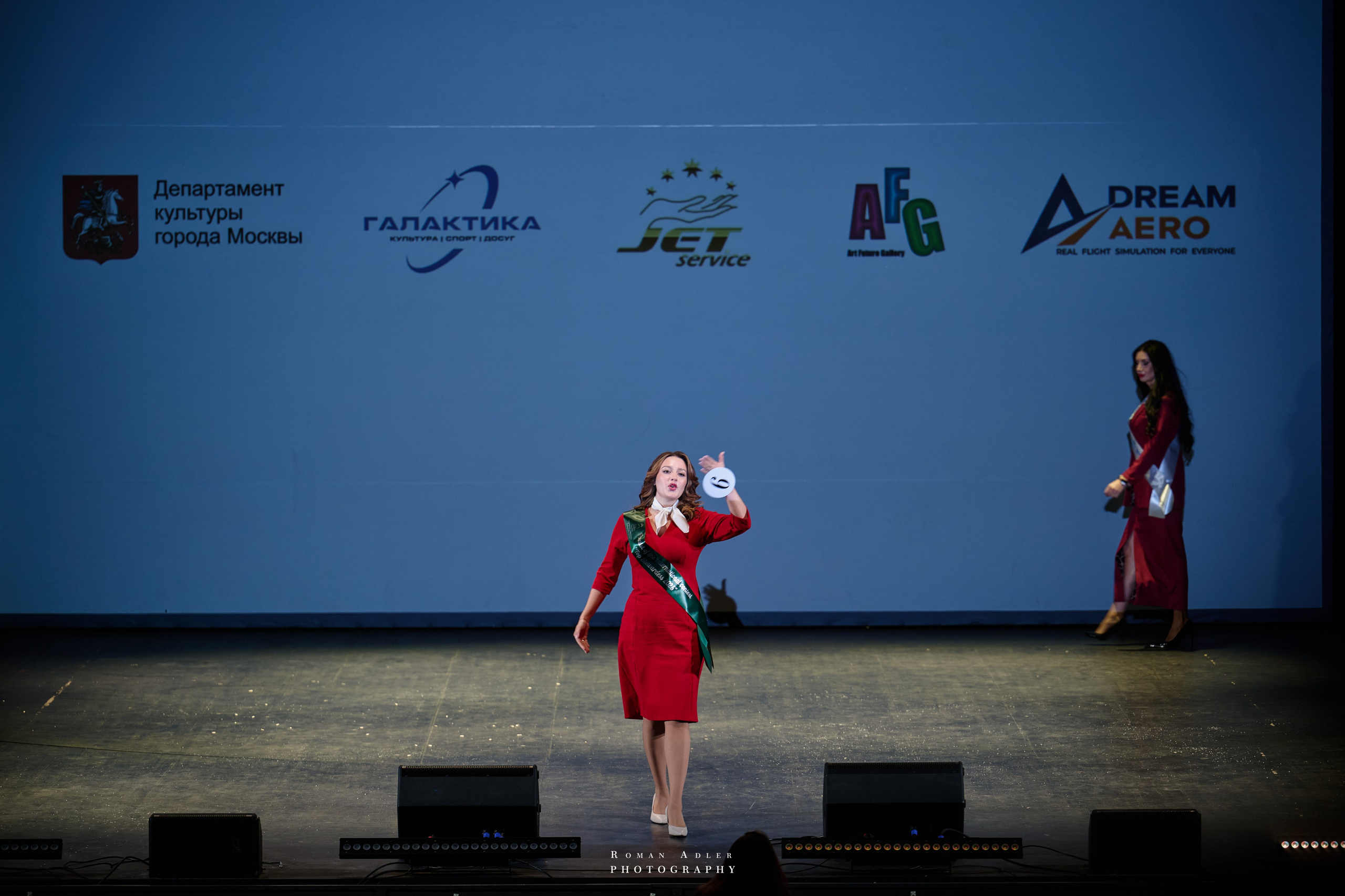 Финал международного конкурса «Топ стюардесс 11 + Авиа Мисс 2025». Фотограф Роман Адлер