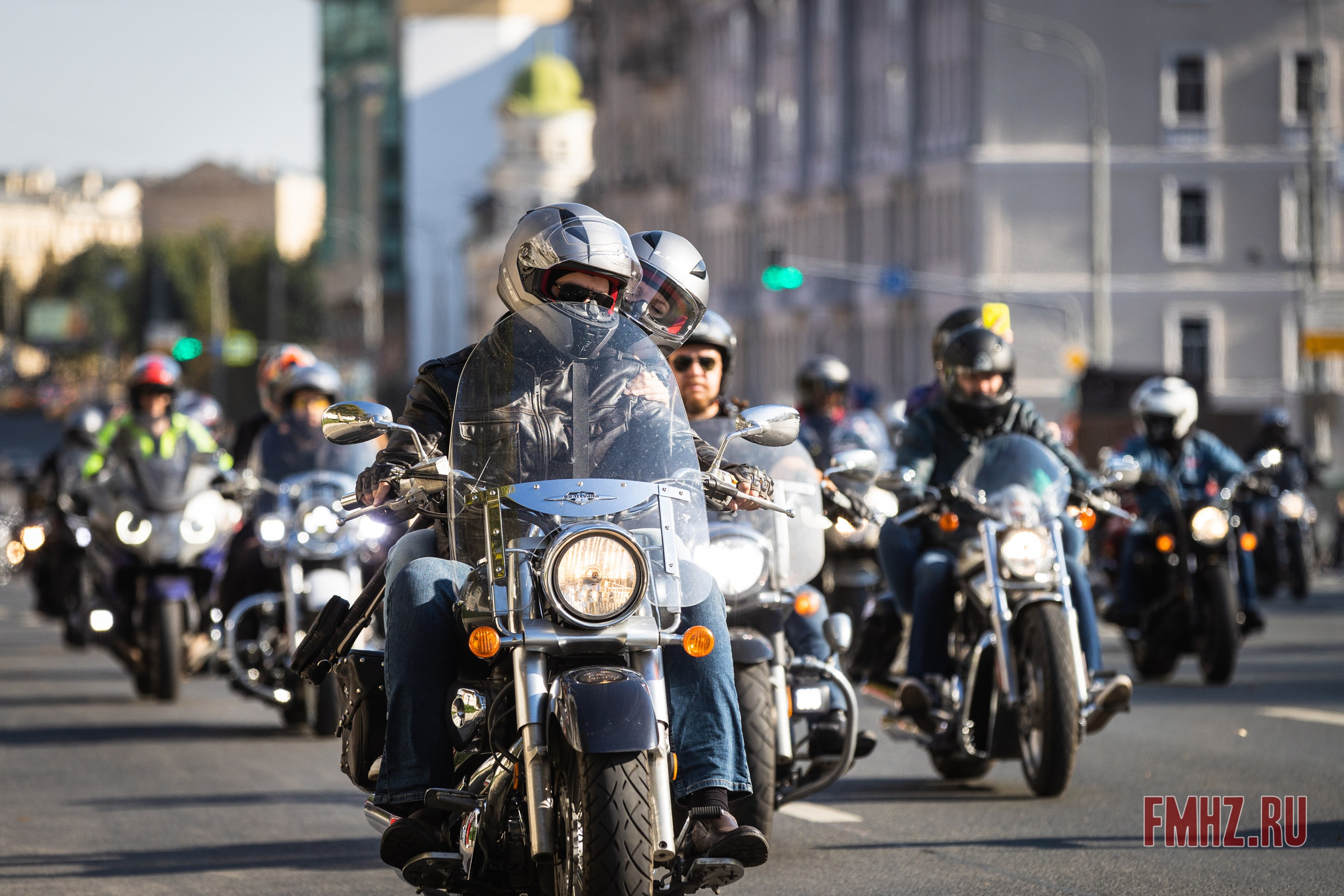 Закрытие Мотосезона 2023 на проспекте Академика Сахарова. Фотограф Владимир Охрименко