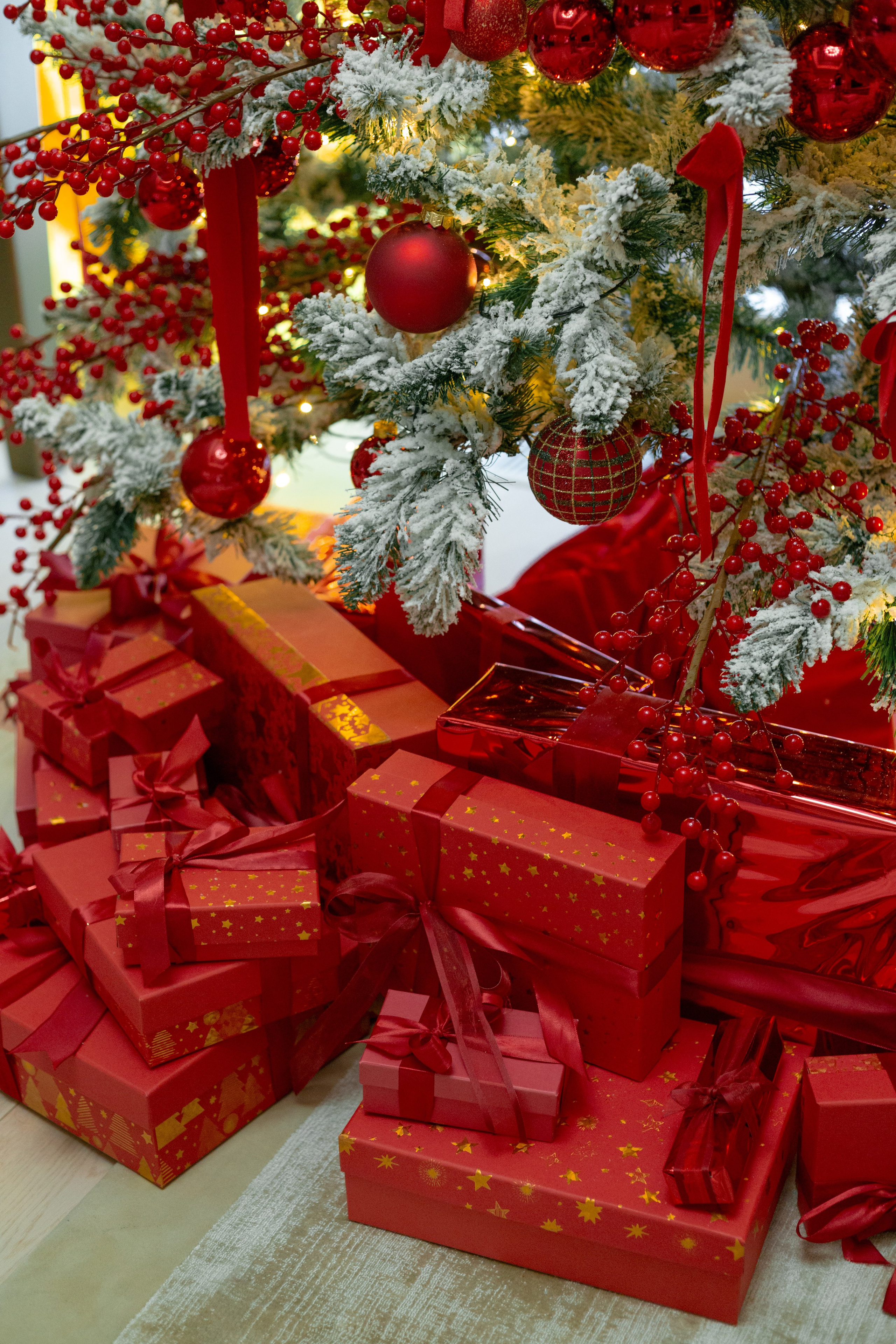 Ёлка дом. Студия декора Подзюм