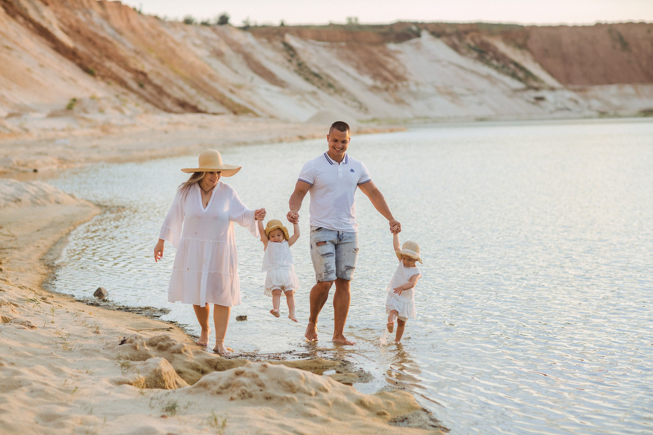 Прогулочная съемка Тани на карьере. Фотографы в городе Волгограде — Людмила Агеева и Алексей Околелов
